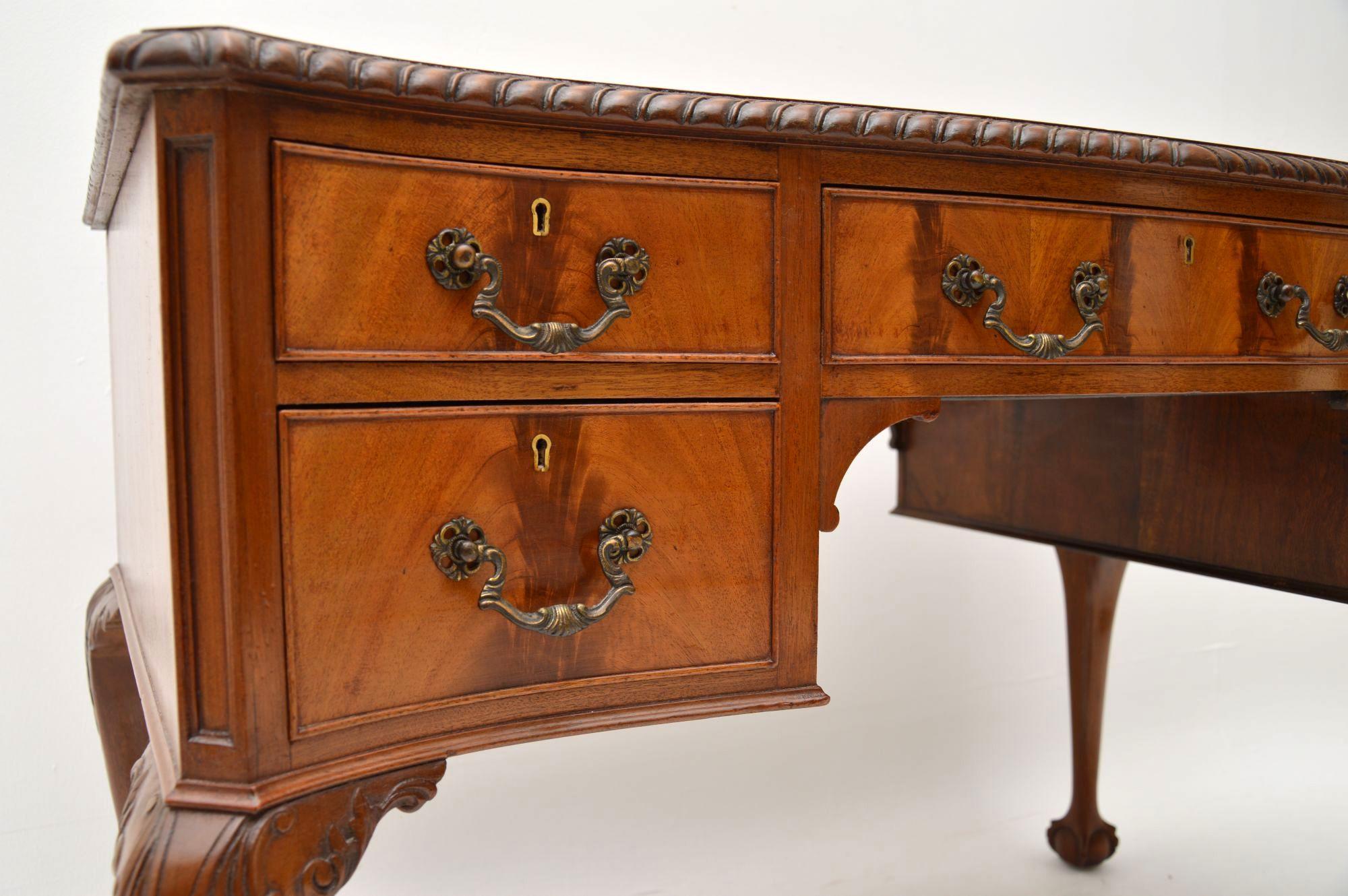 Antique Mahogany Leather Top Desk (Edwardian)