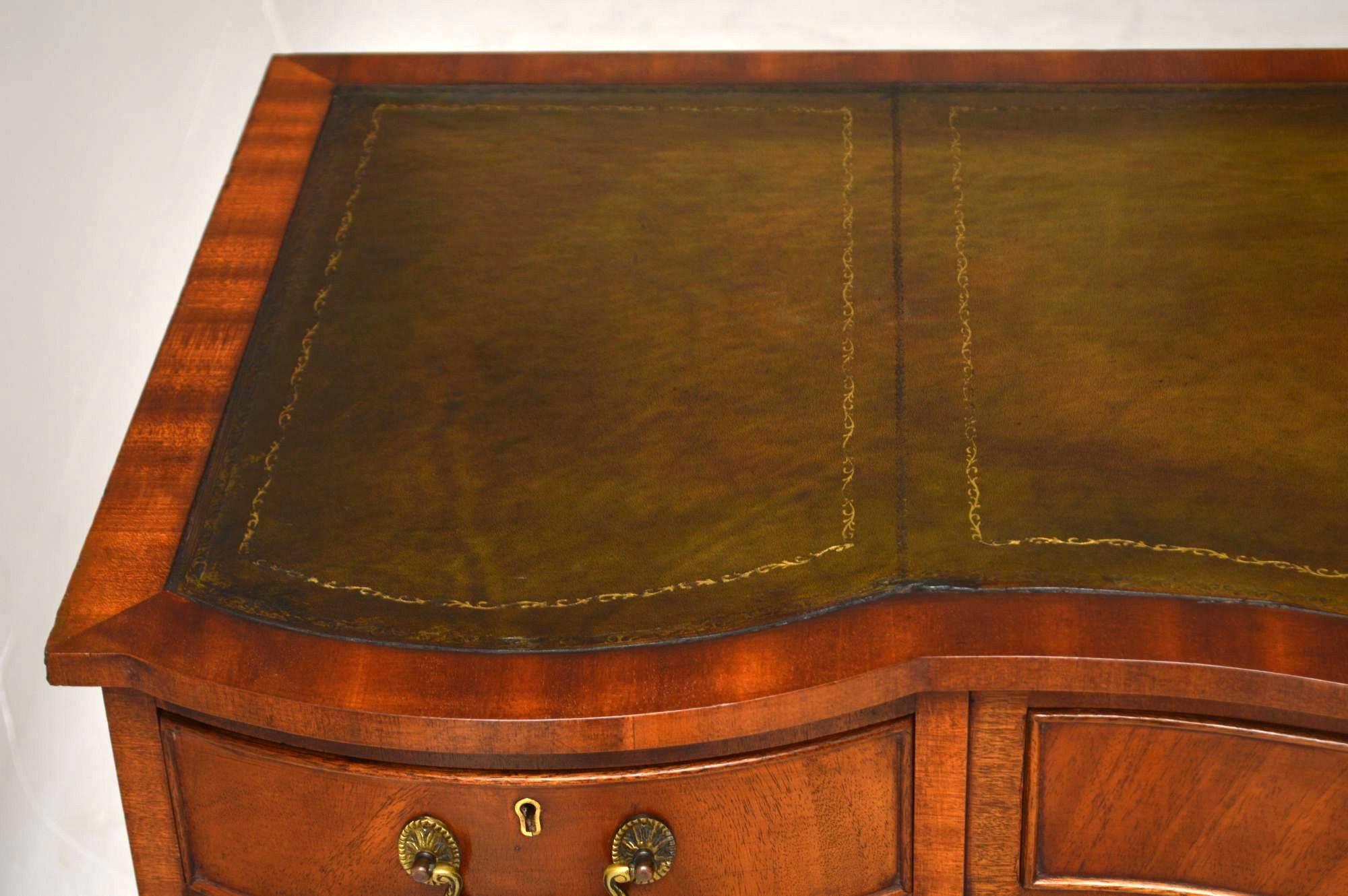 Mid-20th Century Antique Mahogany Leather Top Desk