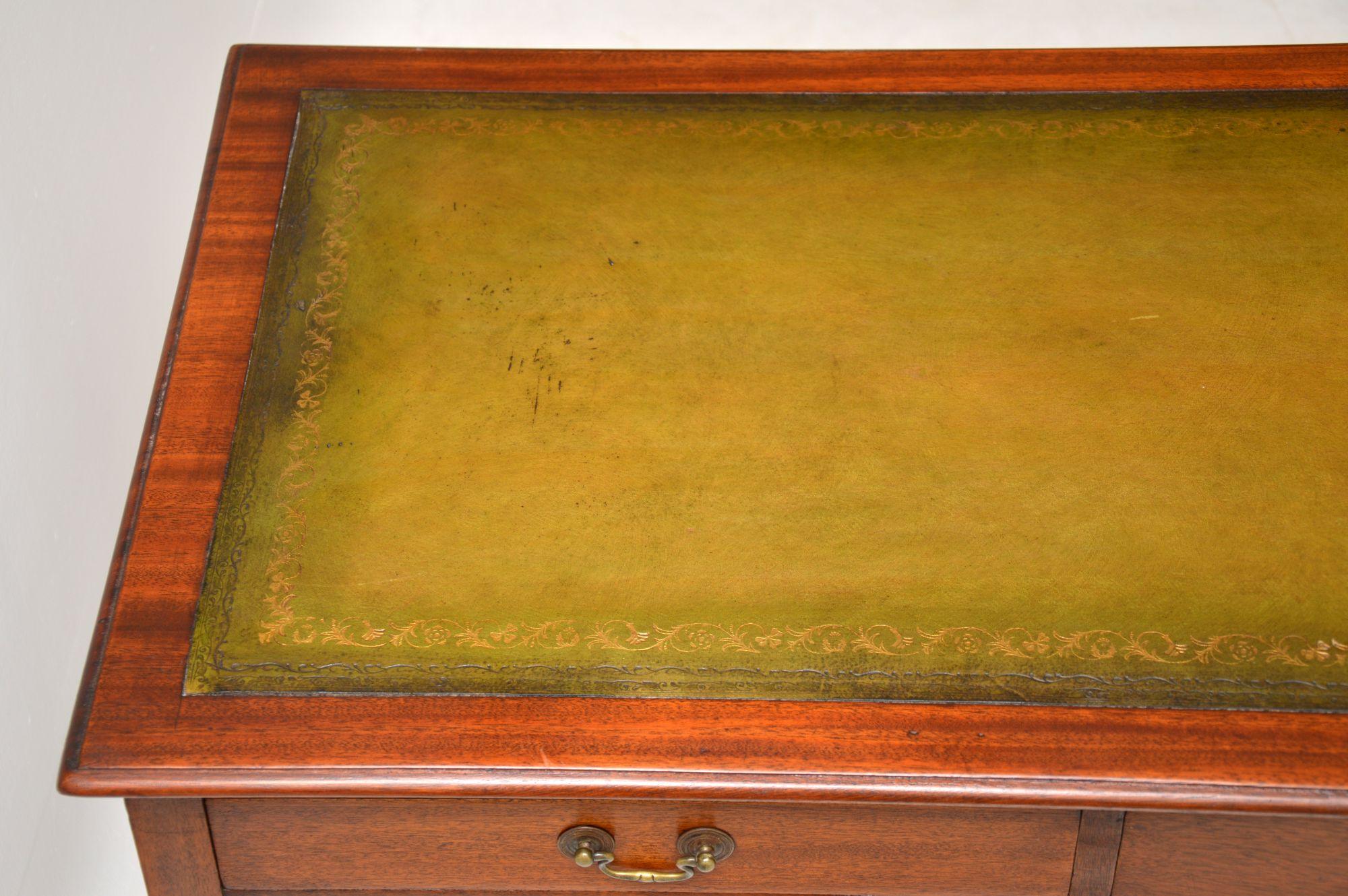 Antique Mahogany Leather Top Writing Table Desk In Good Condition In London, GB
