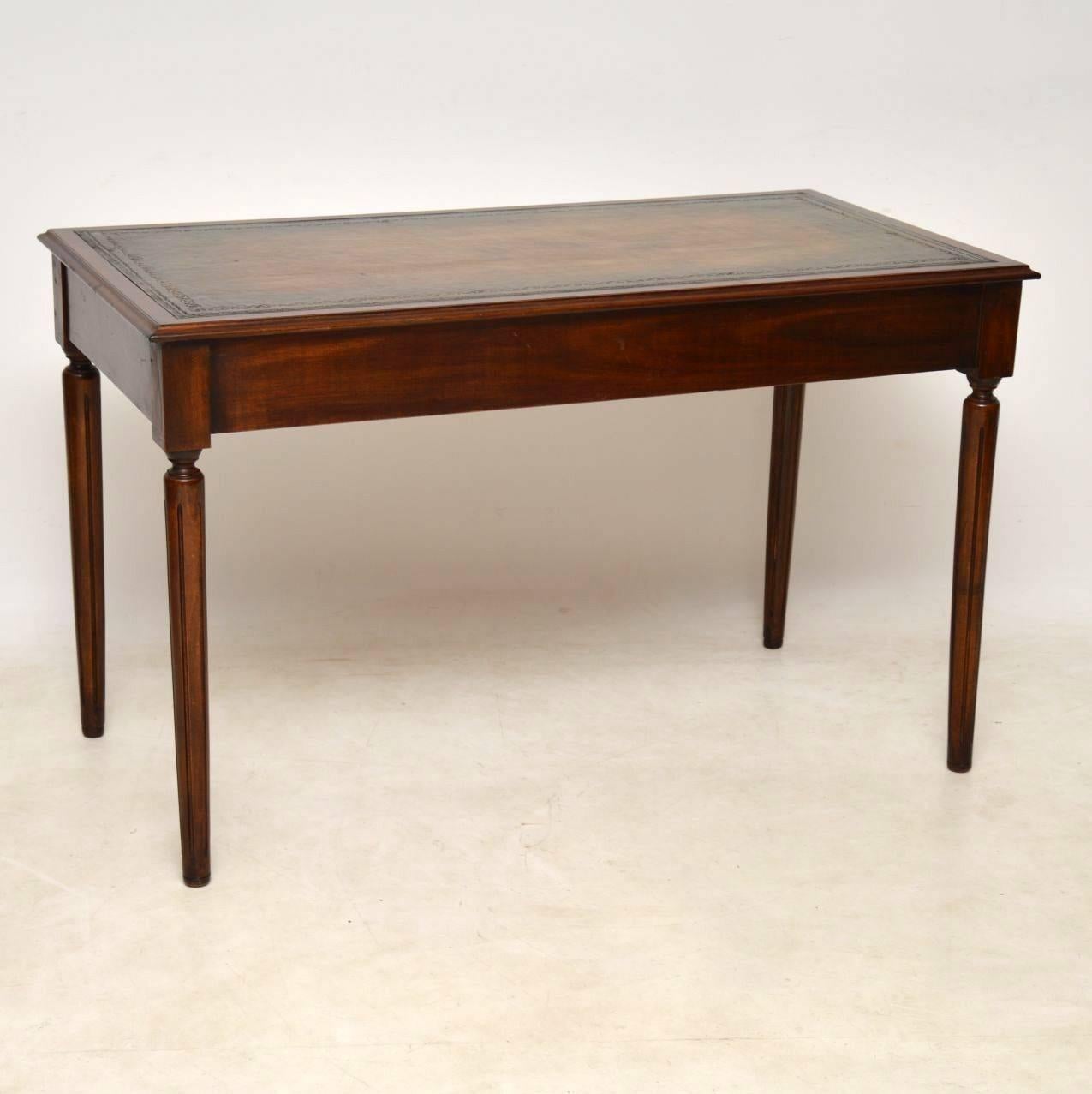 Victorian Antique Mahogany Leather Top Writing Table