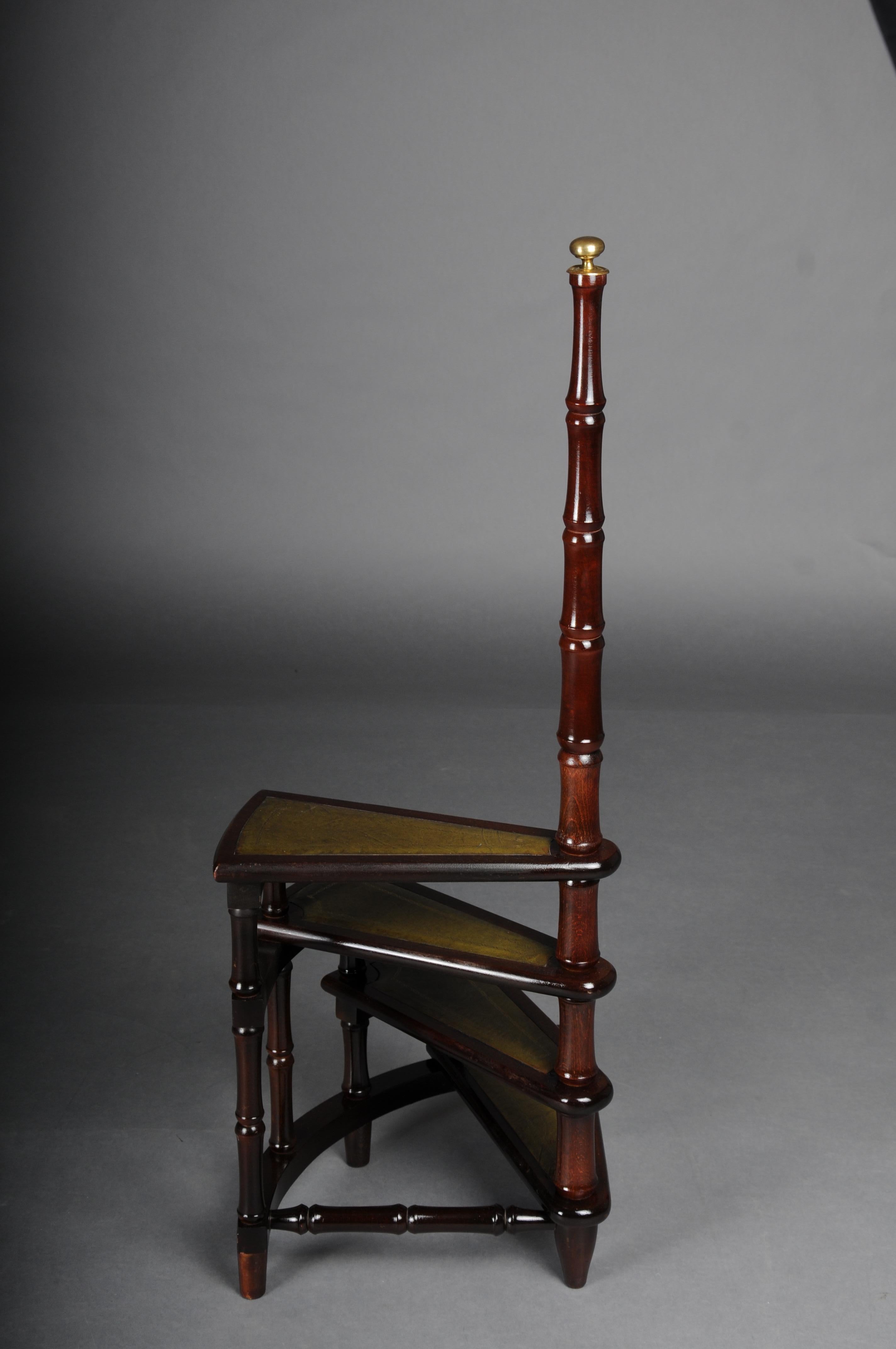 Antique mahogany library ladder, England, 20th century with green leather 5