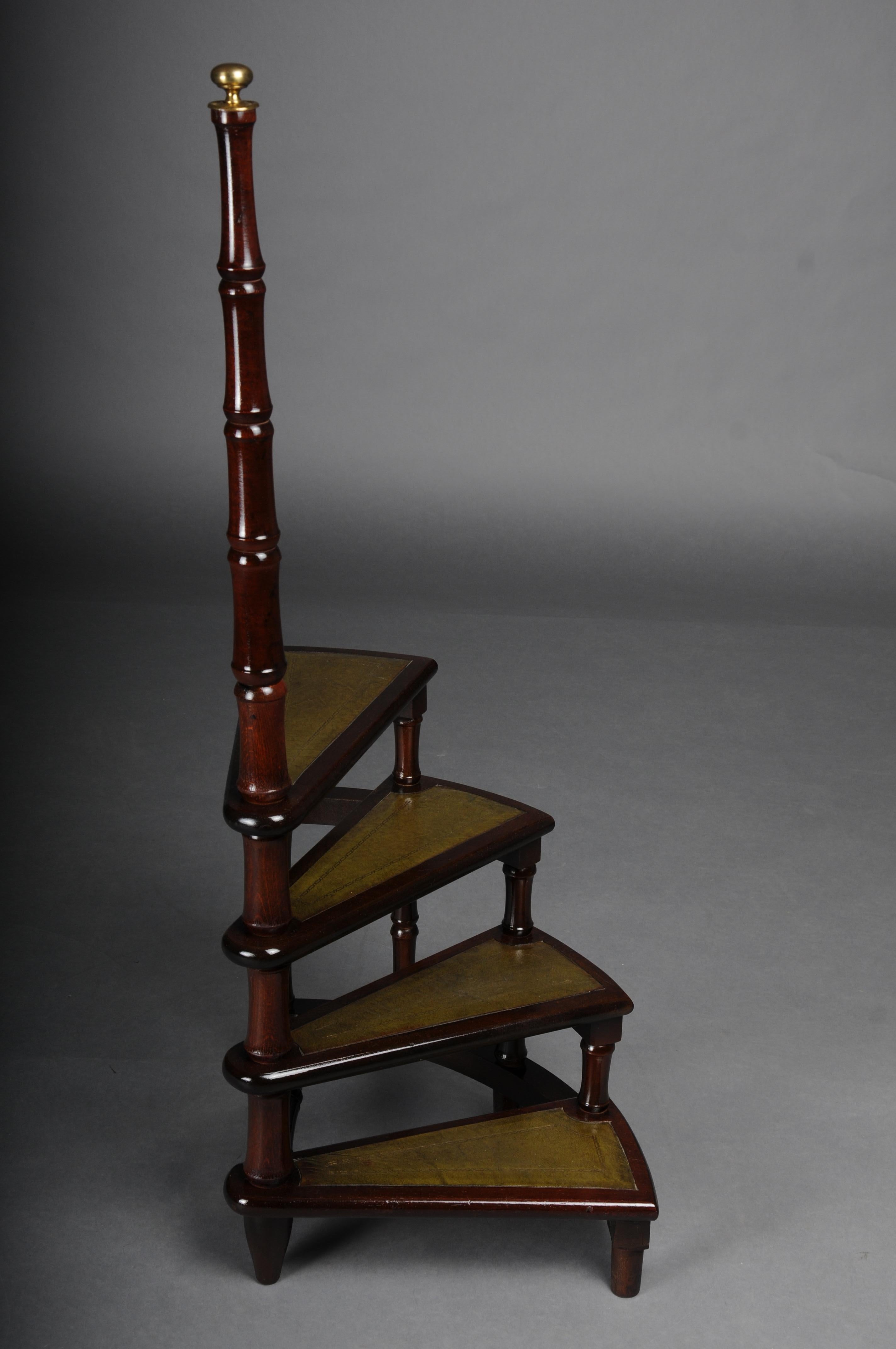 Antique mahogany library ladder, England, 20th century with green leather 2