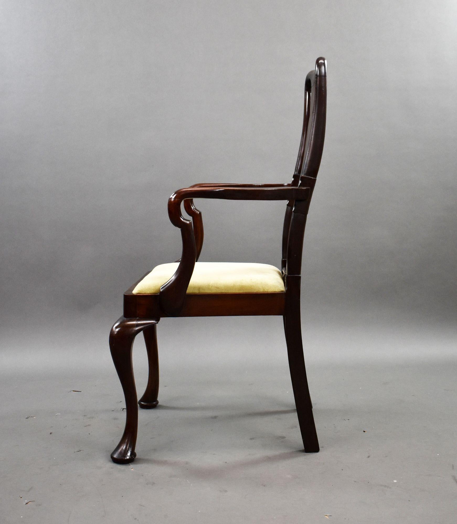 Antiguo Sillón Abierto de Caoba Estilo Queen Anne siglo XX en venta