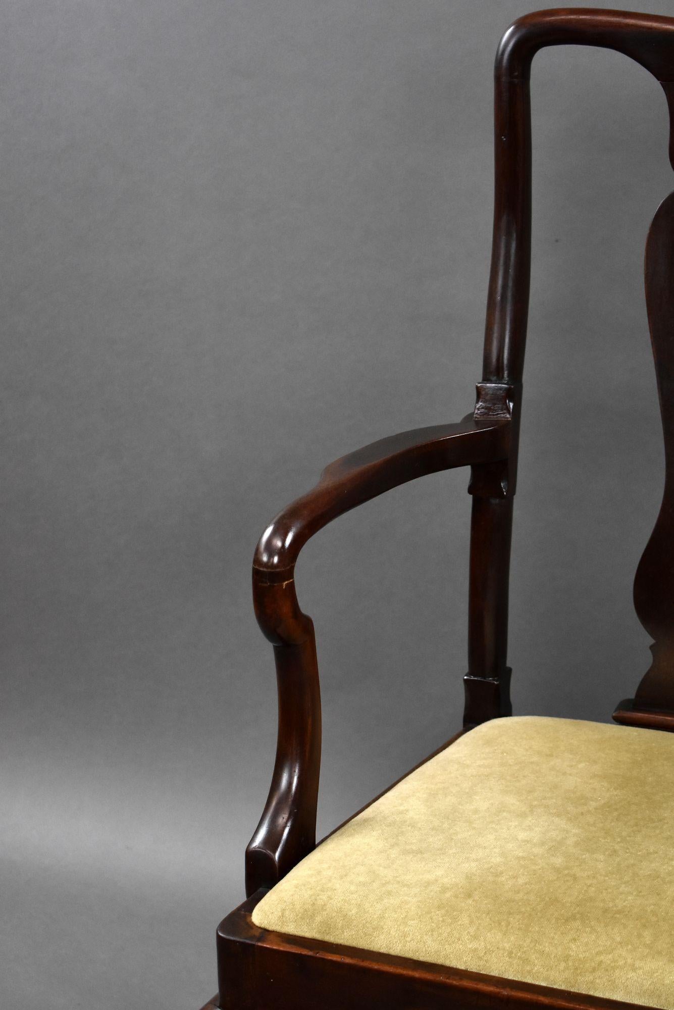 Antiguo Sillón Abierto de Caoba Estilo Queen Anne en venta 2