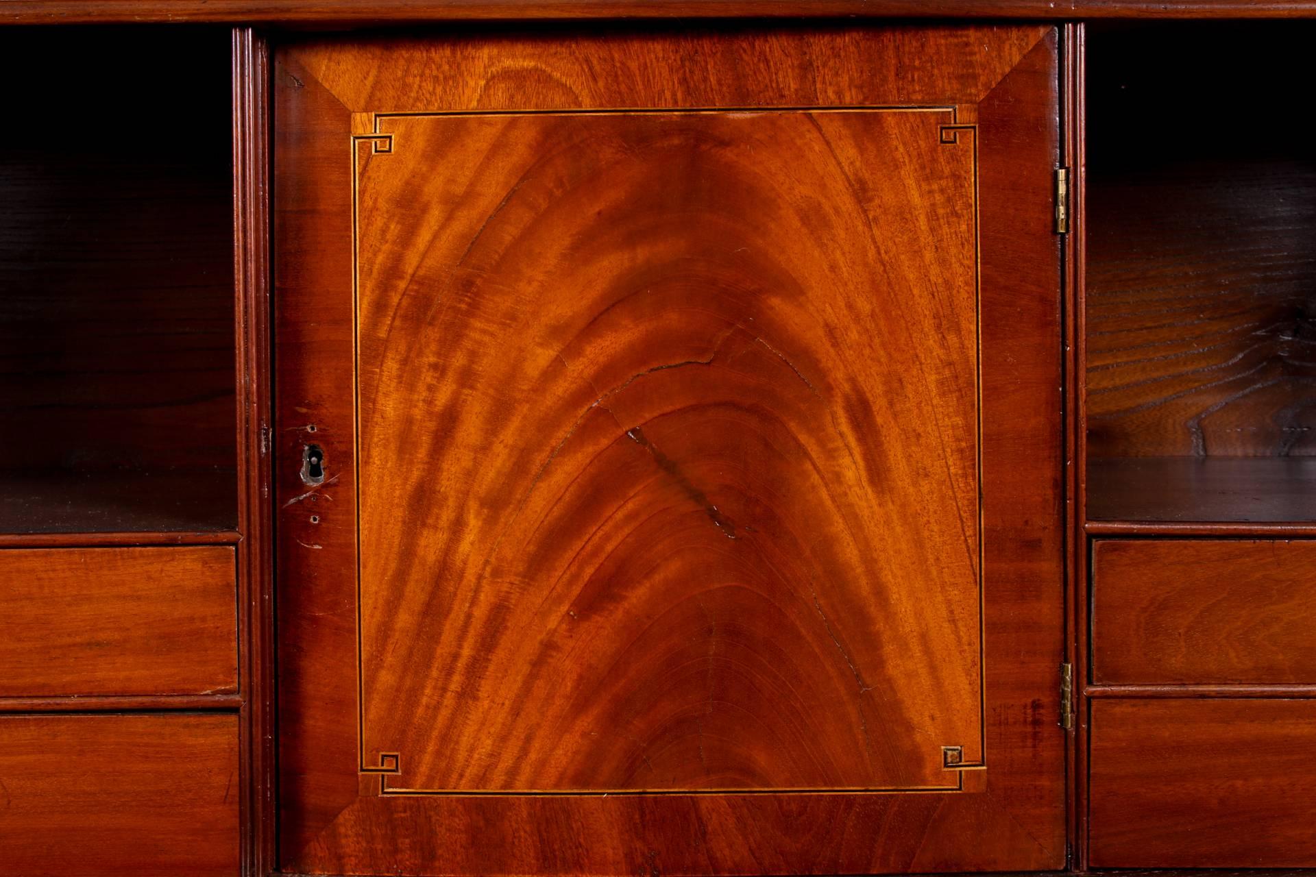 Ancienne bibliothèque secrétaire en acajou avec portes en verre à meneaux 3