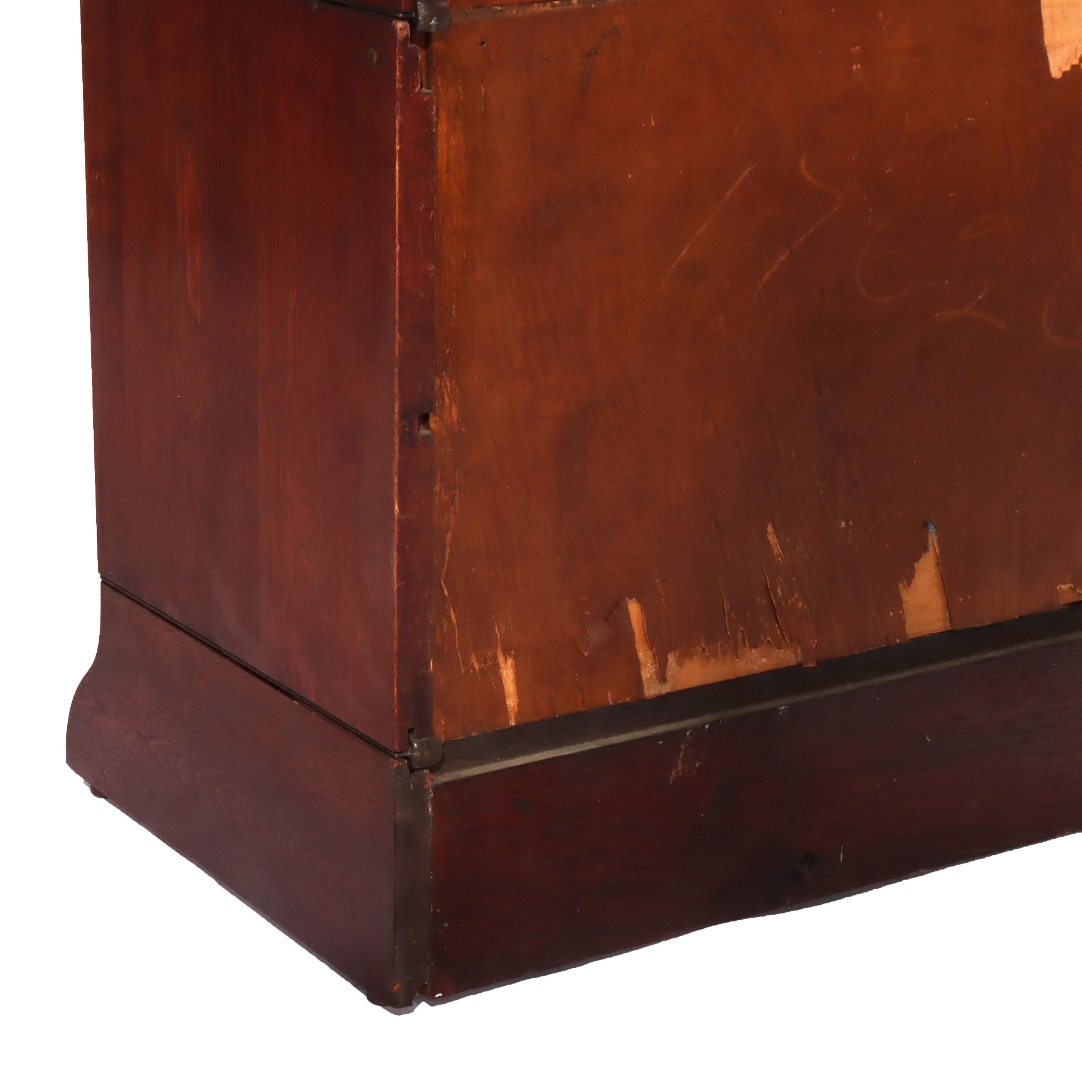 Ancienne bibliothèque sectionnelle à quatre tiroirs pour avocats en acajou C1920 en vente 6