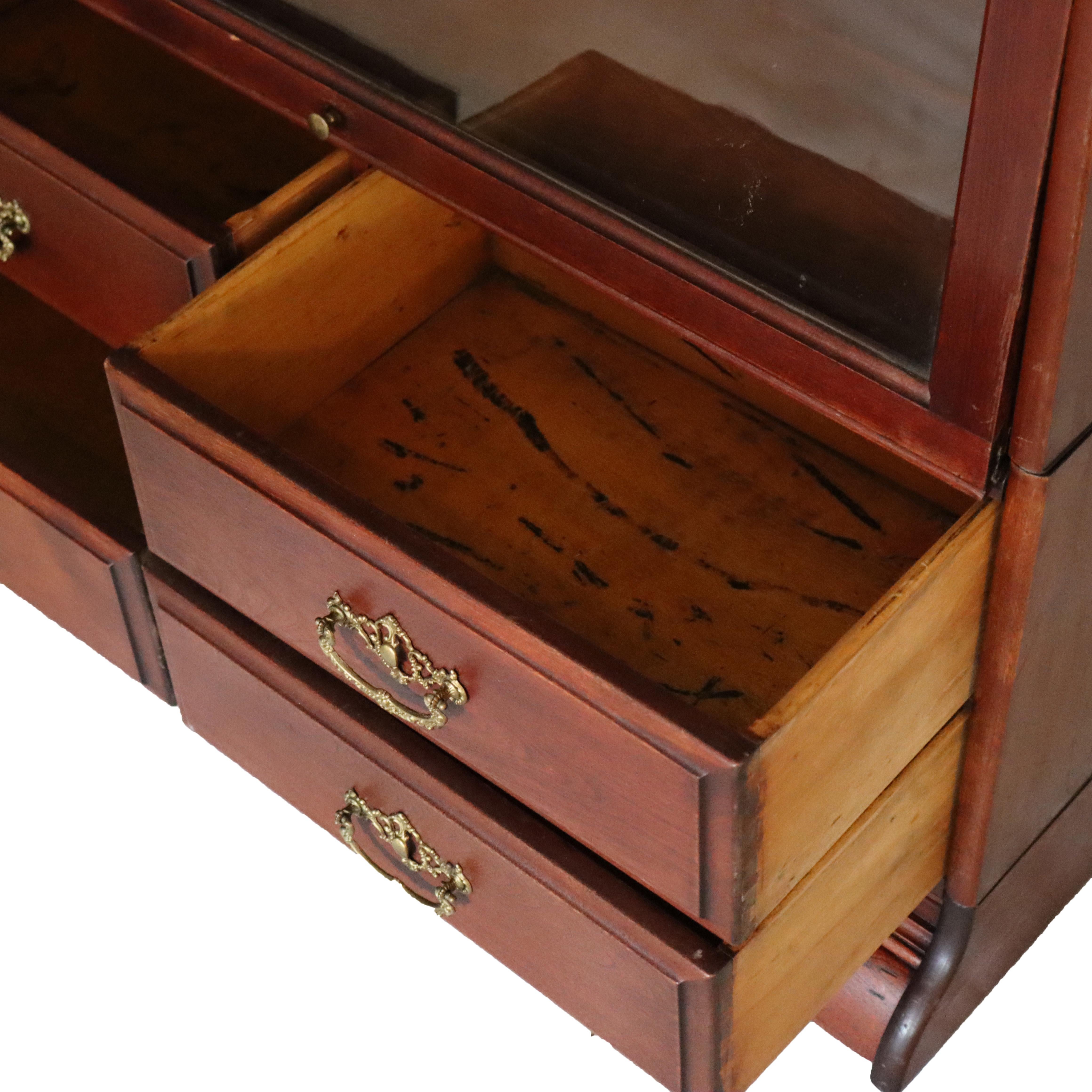 Ancienne bibliothèque sectionnelle à quatre tiroirs pour avocats en acajou C1920 Bon état - En vente à Big Flats, NY