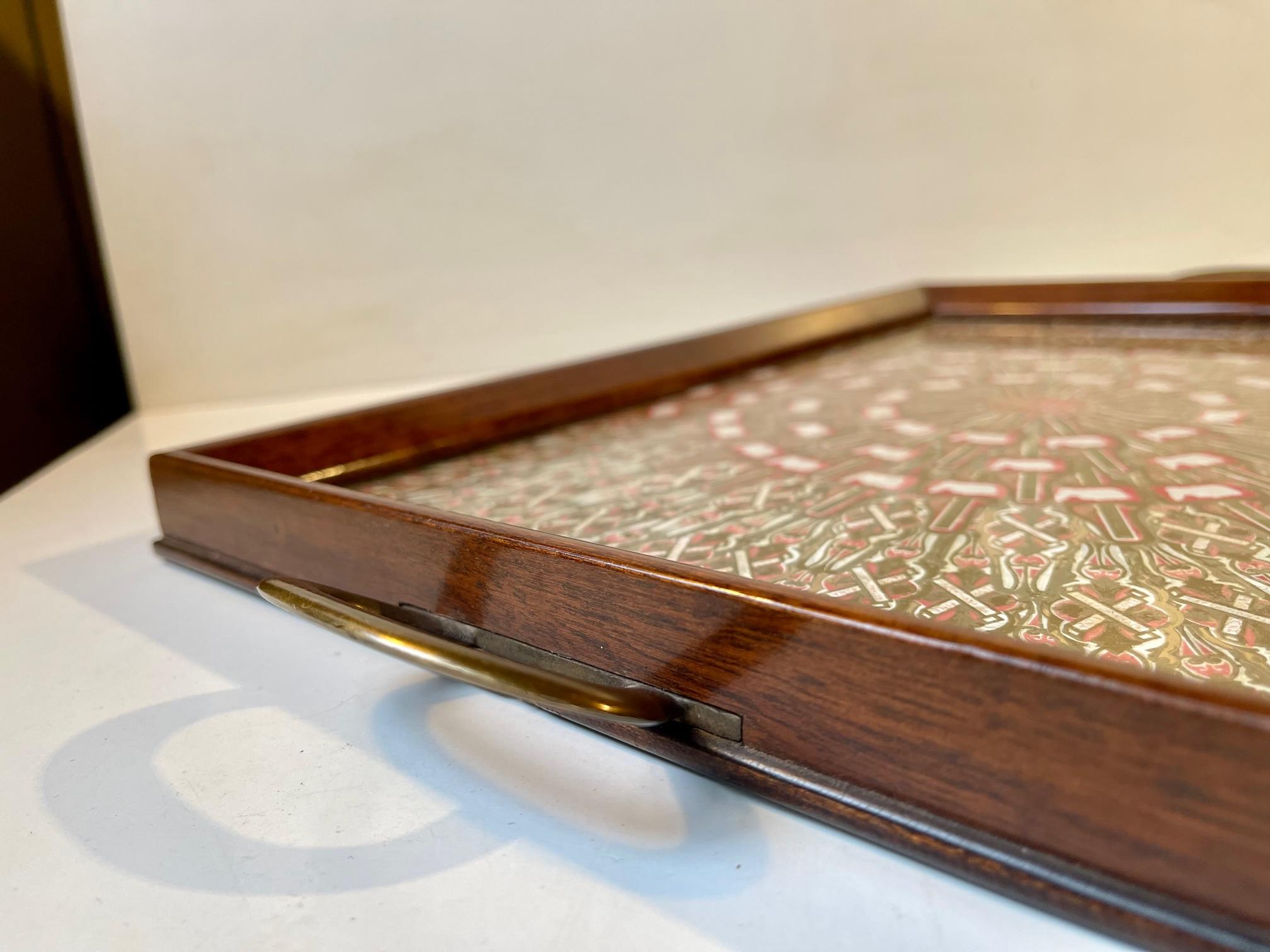 Antique Mahogany Serving Tray with Cuban Cigar Bands, 1920s In Good Condition For Sale In Esbjerg, DK