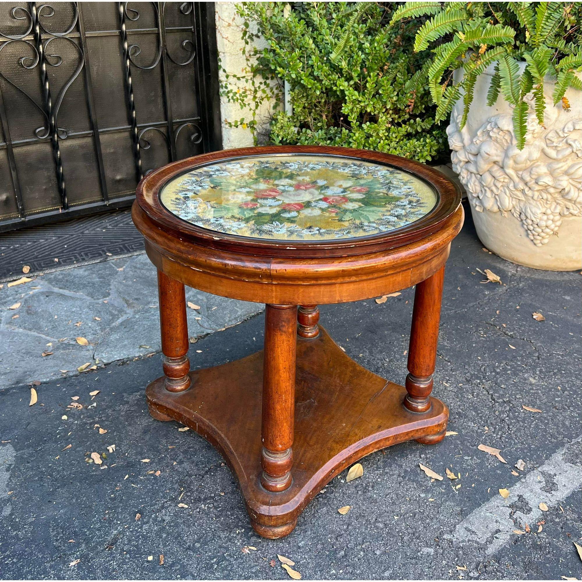 Antique Mahogany Side Table with Petit Needlepoint & Glass Tray Top In Good Condition In LOS ANGELES, CA