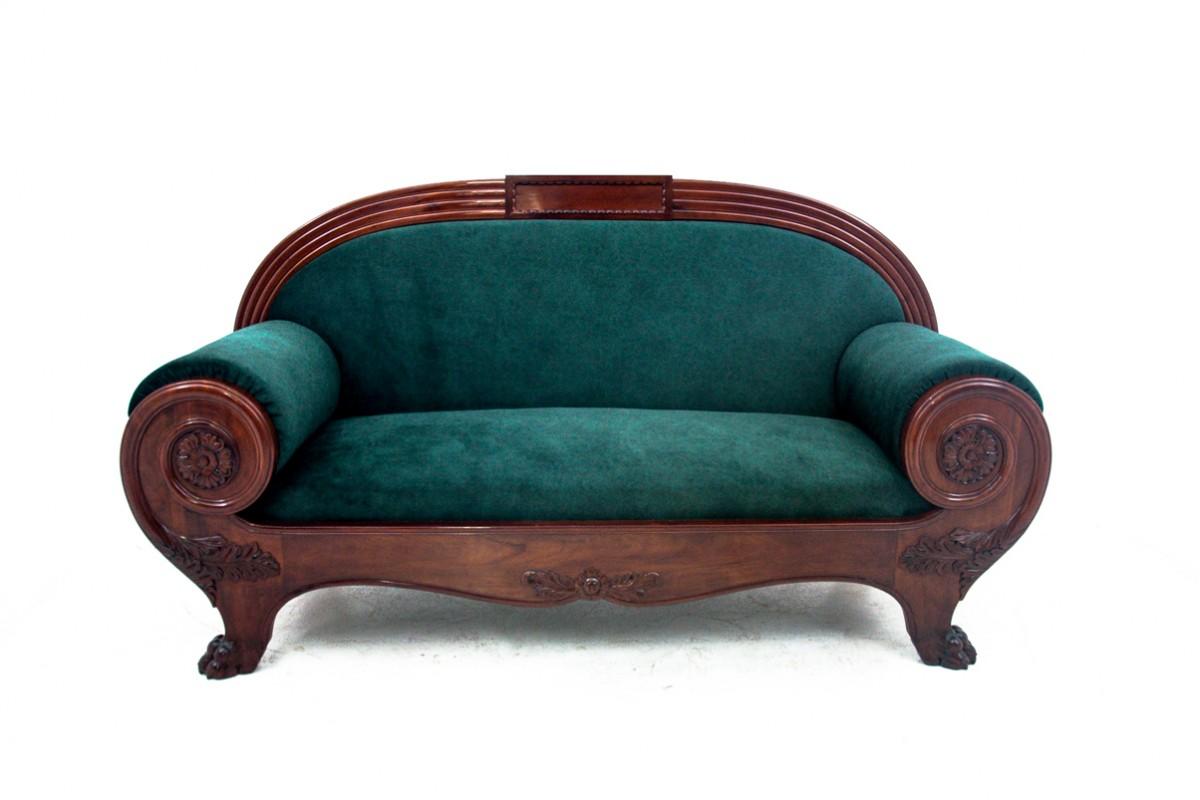 Antique mahogany sofa from Northern Europe, around 1880. For Sale 11