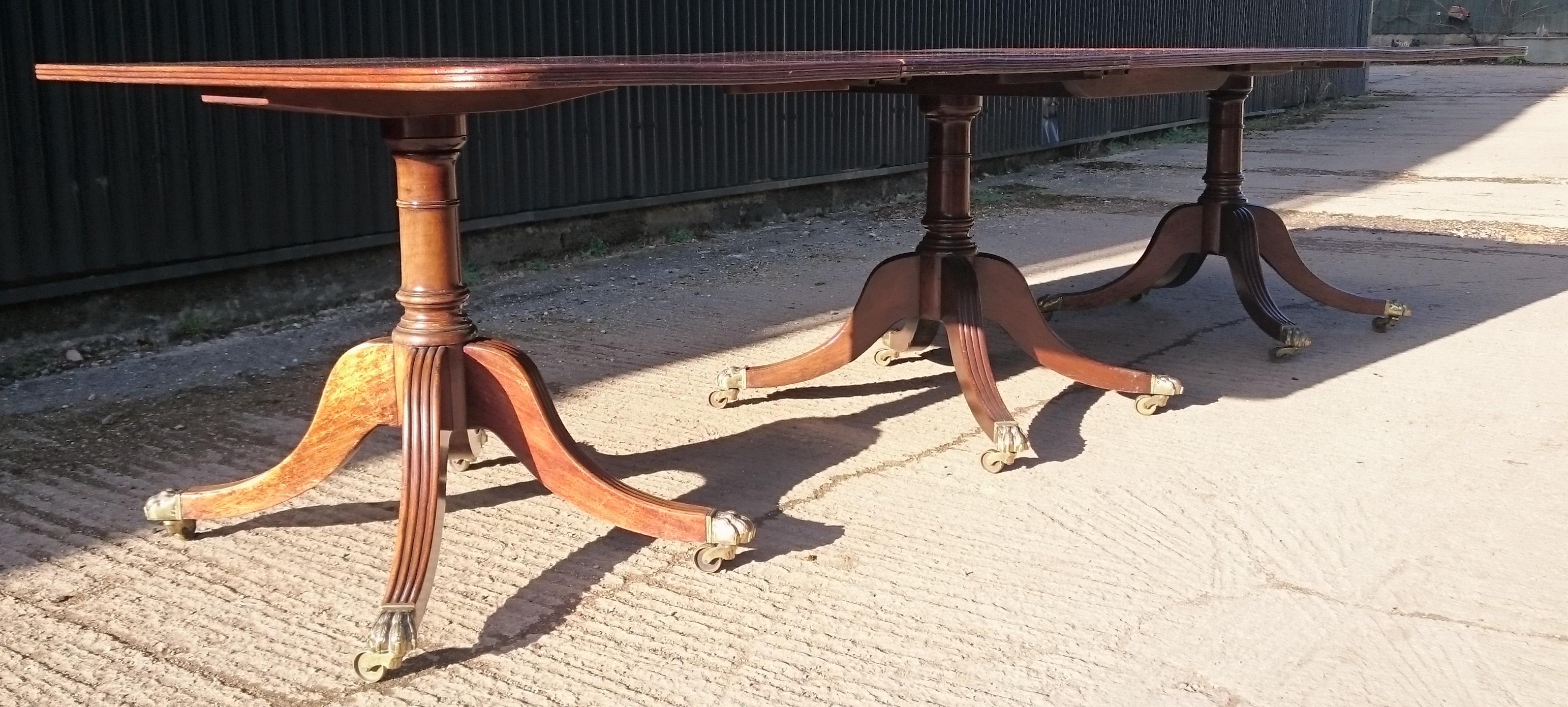 vintage mahogany table
