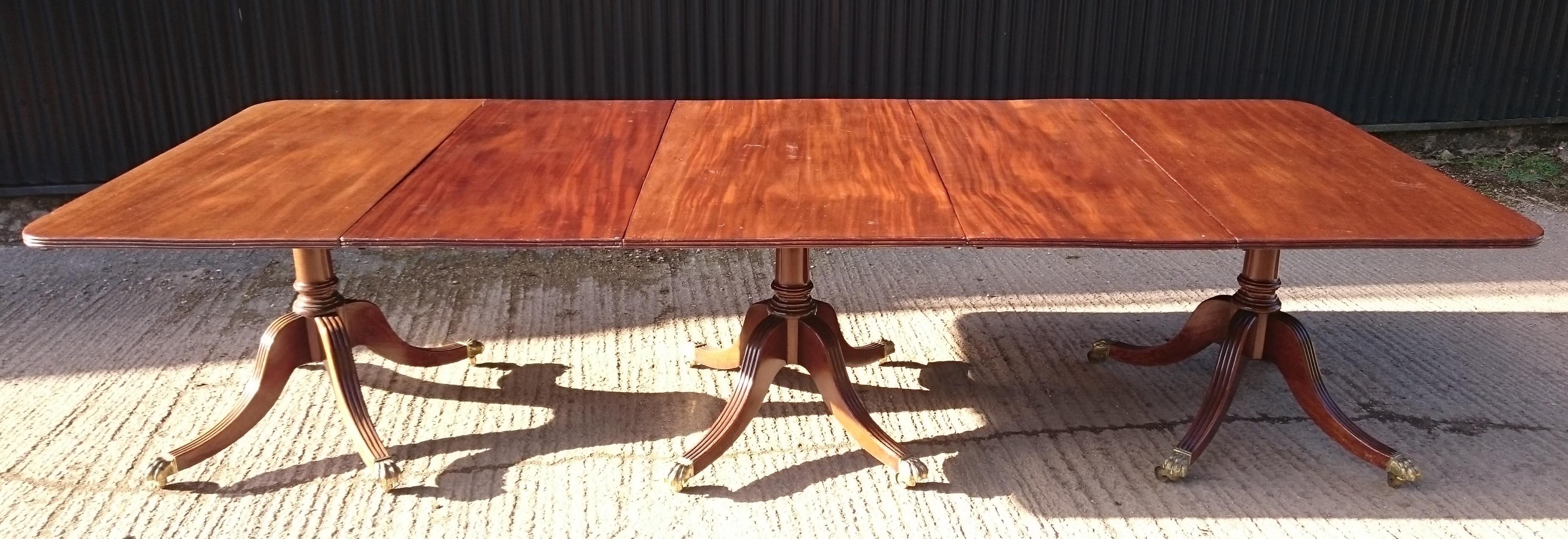 mahogany antique dining table