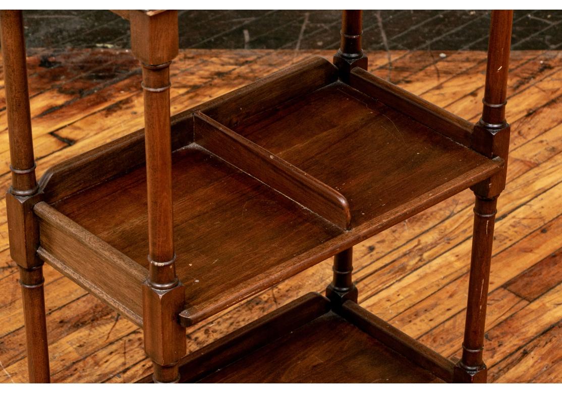 Antique Mahogany Tiered Etagere (Unbekannt) im Angebot