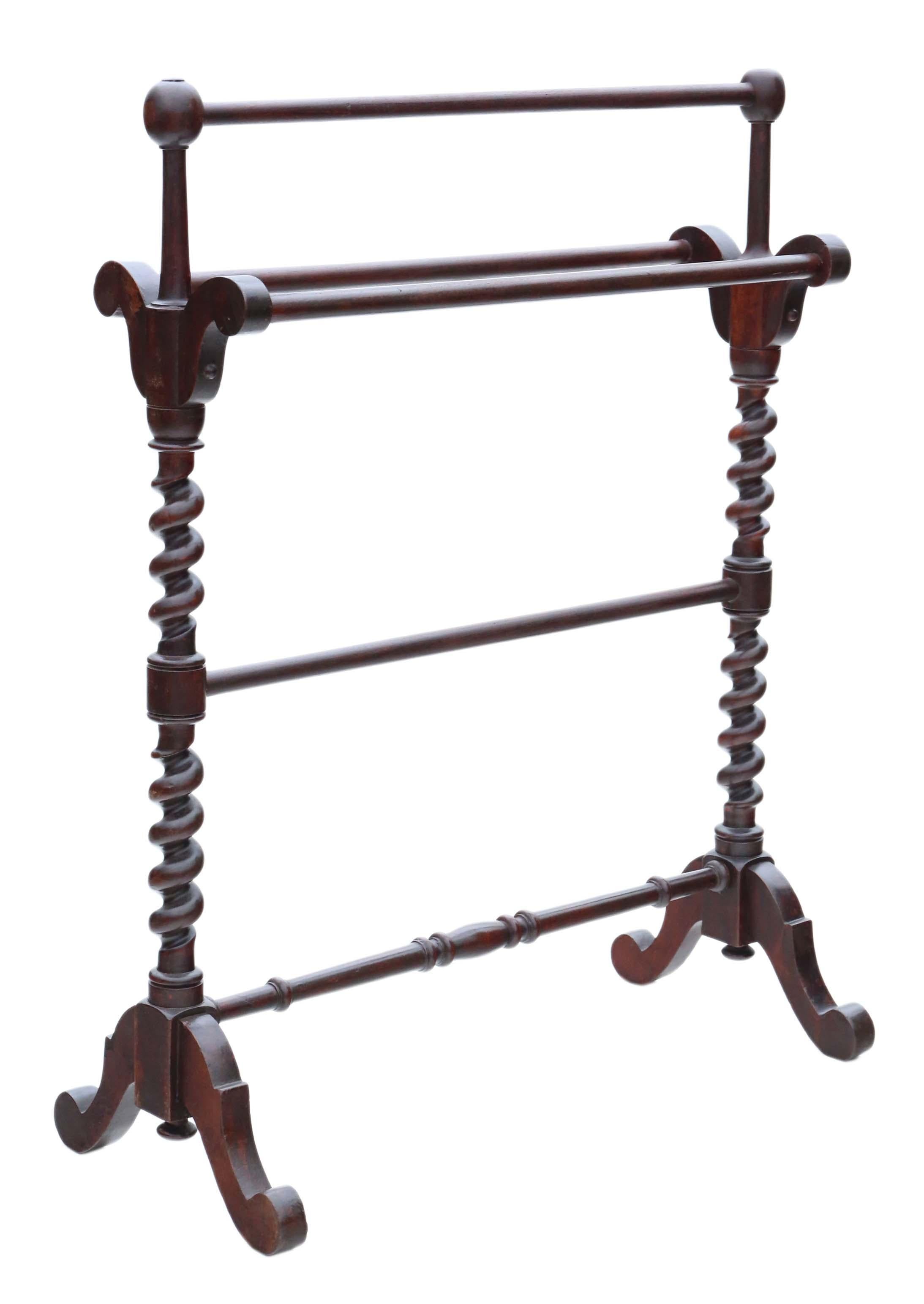 Antique quality Victorian circa 1870 mahogany towel rail stand.

This item is solid and strong, with no loose joints.

No woodworm.

Would look amazing in the right location!

Overall maximum dimensions:

Measures: 70 cm W x 32 cm D x 88