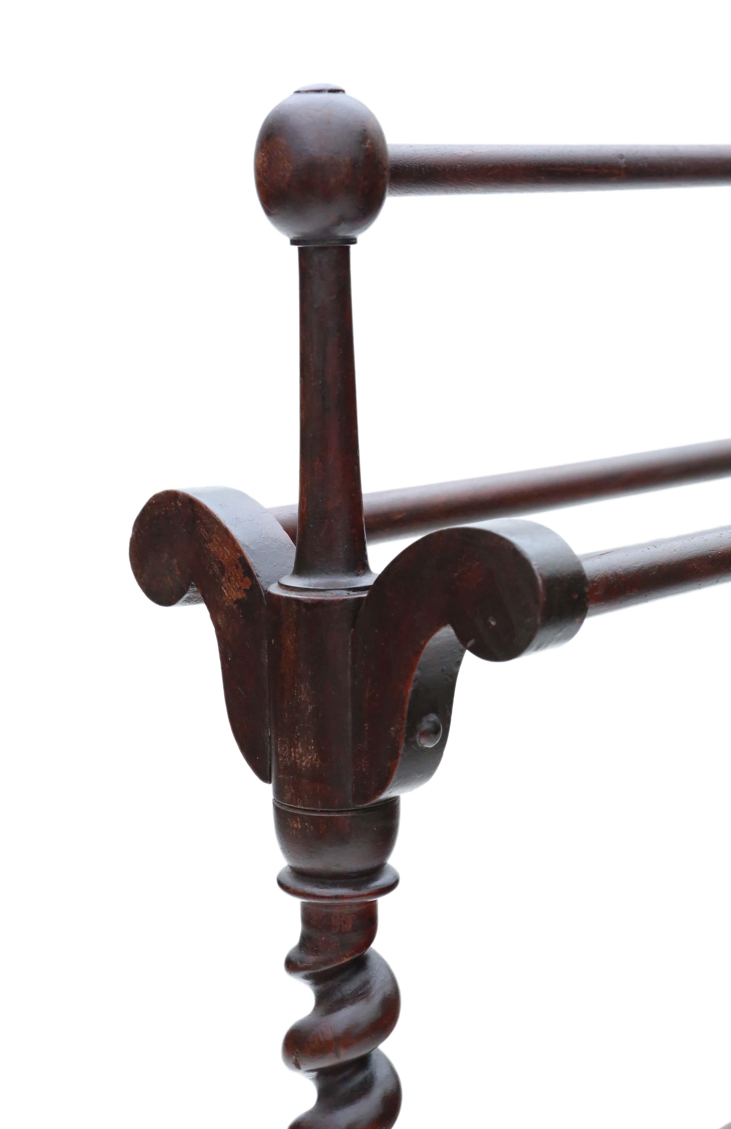 Antique Mahogany Towel Rail Stand Victorian, circa 1870 In Good Condition In Wisbech, Cambridgeshire