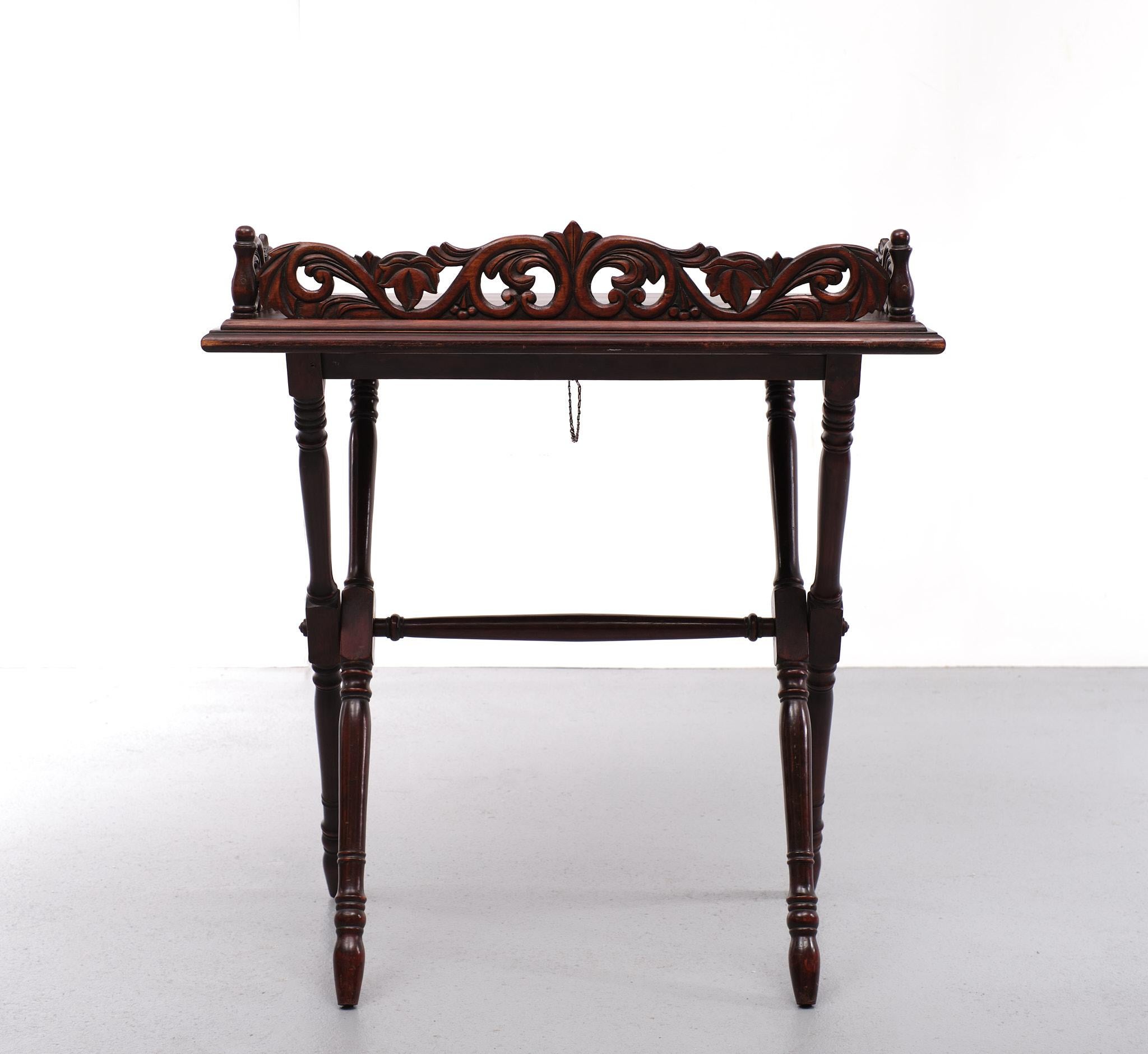 English Antique Mahogany  tray table Victorian 1880 England 