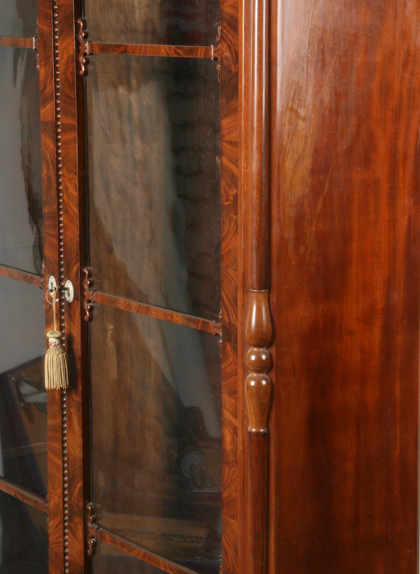 Antique Mahogany Veneered Bookcase, Biedermeier from the 19th Century 6