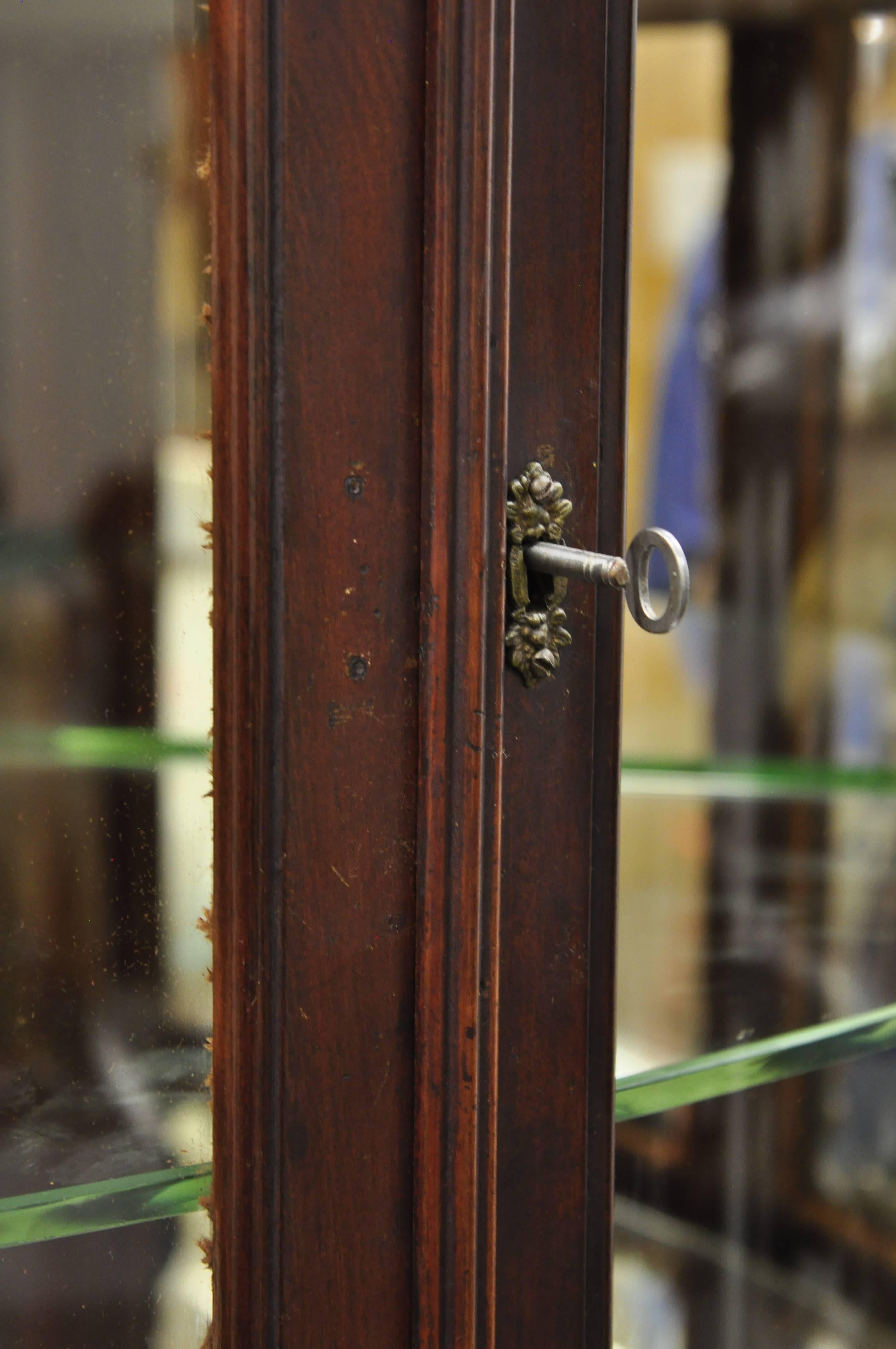 19th Century Antique Mahogany Victorian Bow Front Glass Corner Curio Cabinet Display Vitrine