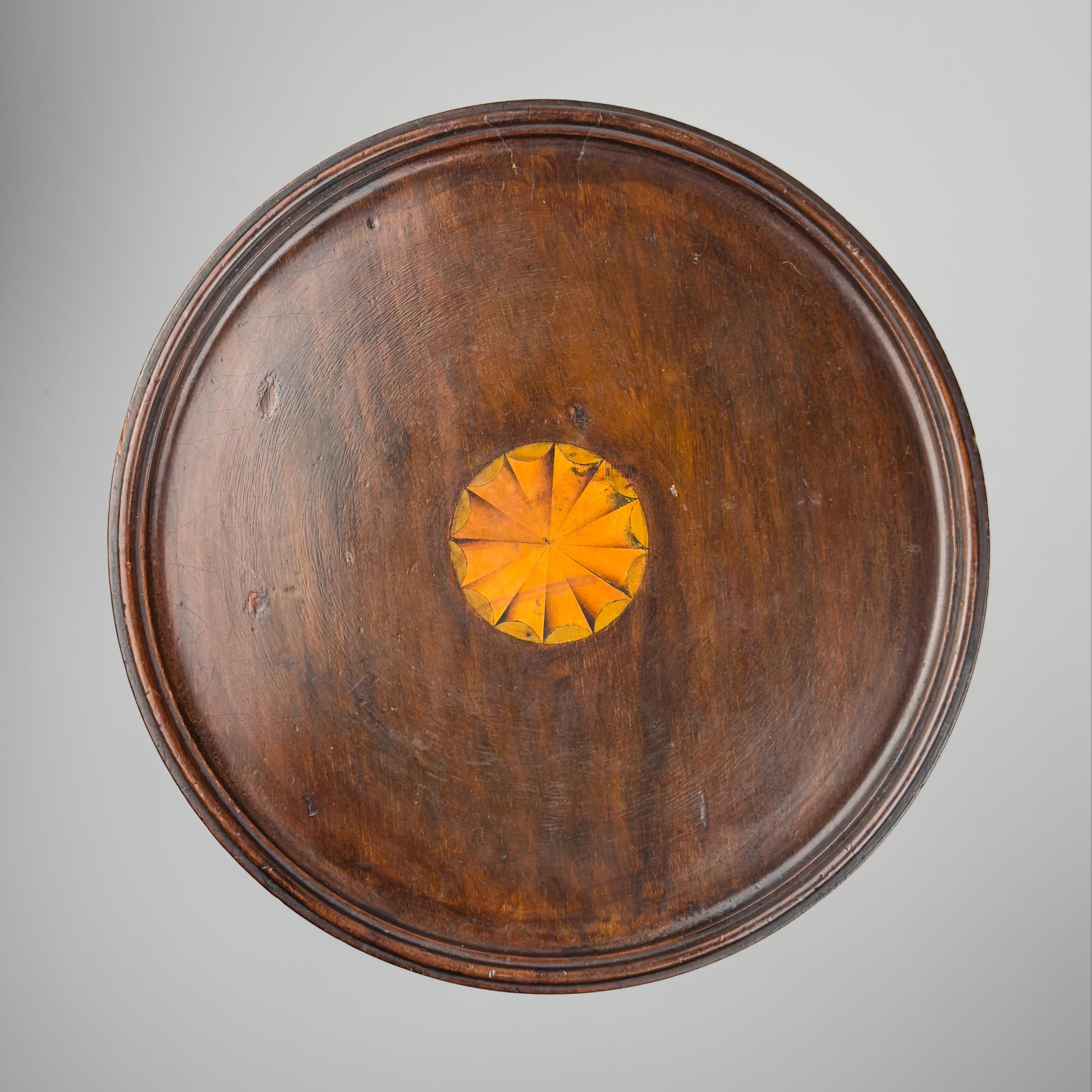 Table à vin ancienne en acajou, Angleterre, années 1900 en vente 4