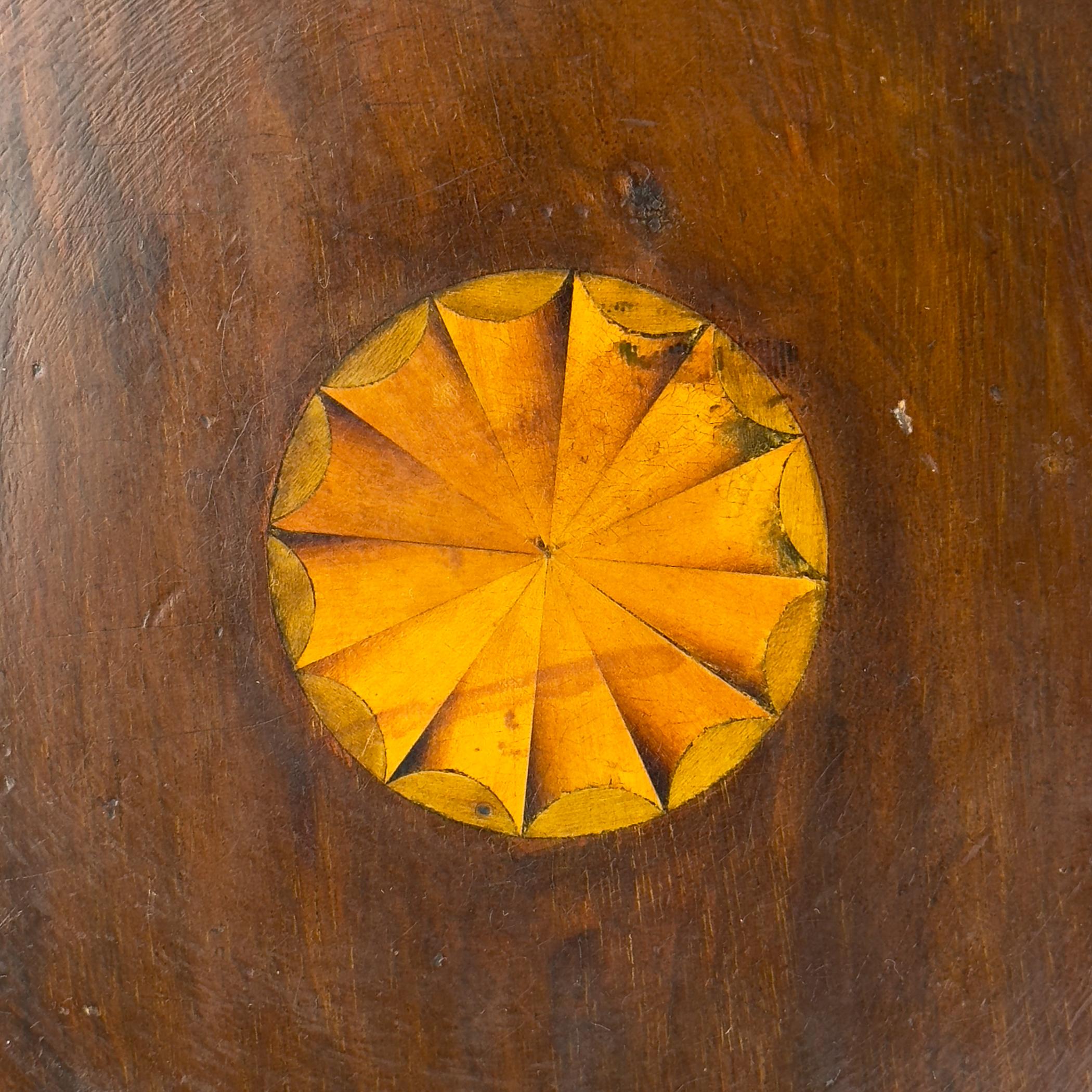 Table à vin ancienne en acajou, Angleterre, années 1900 en vente 5