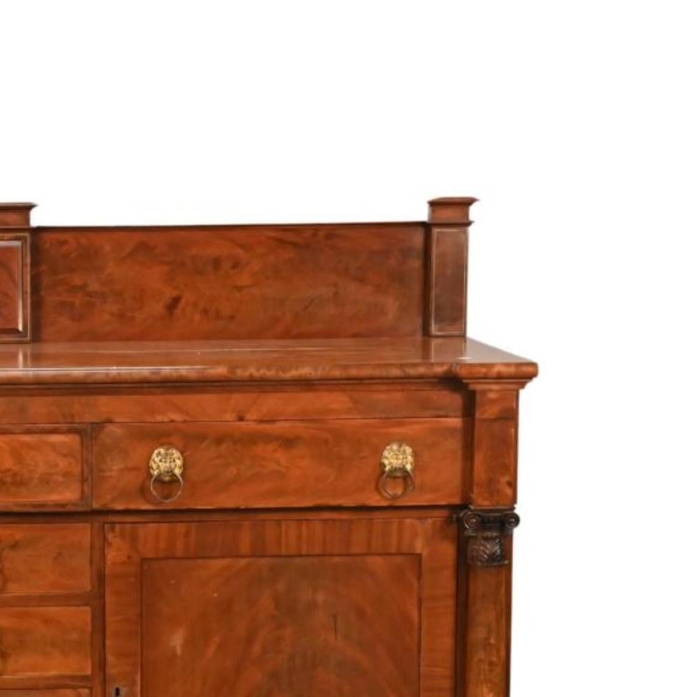 Antique Mahogany Wood Federal Style Credenza / Sideboard For Sale 2