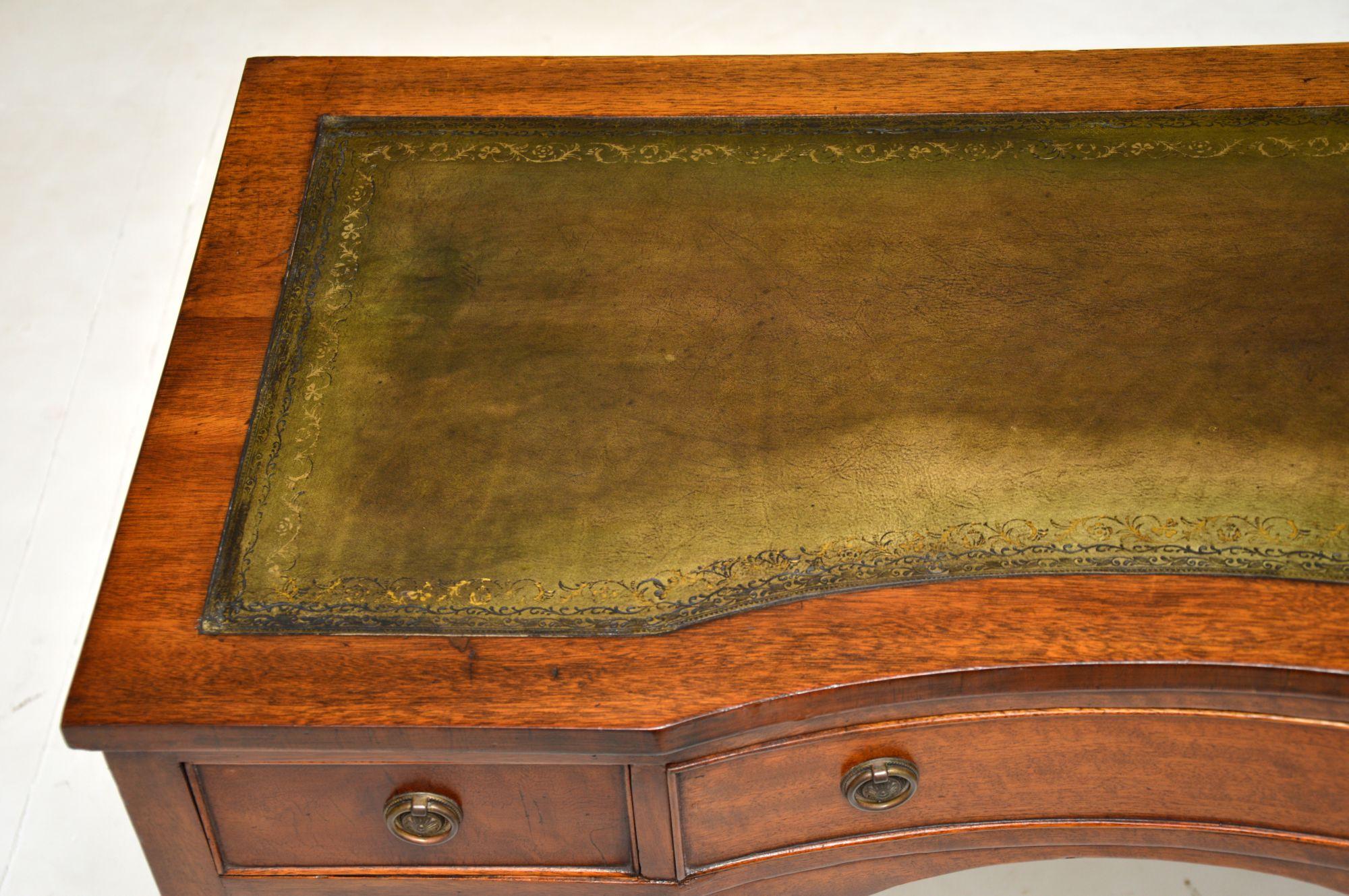 Early 20th Century Antique Mahogany Writing Table / Desk