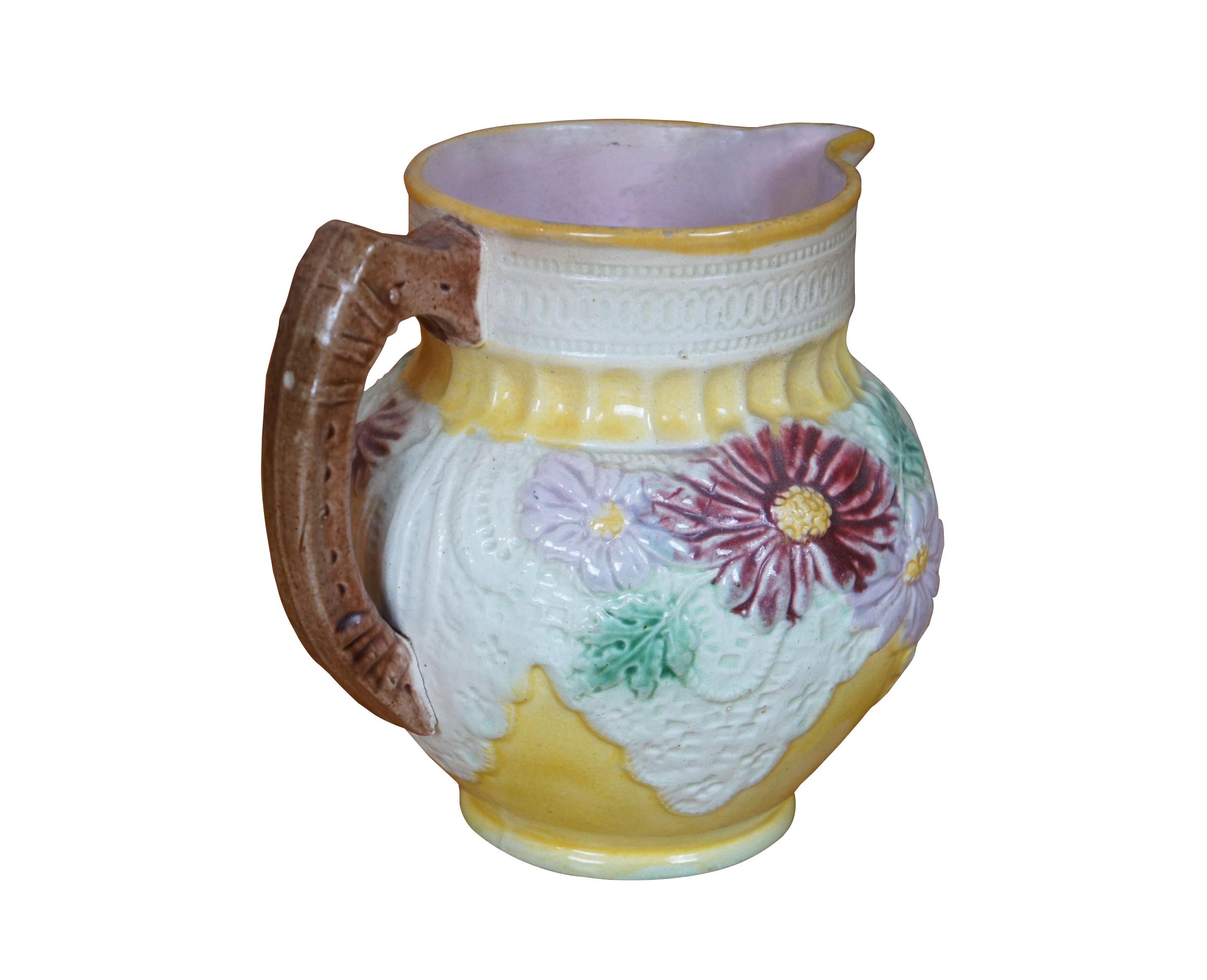 Victorian Antique Majolica Daisy Flowers & Lace Water Pitcher Jug Carafe 7