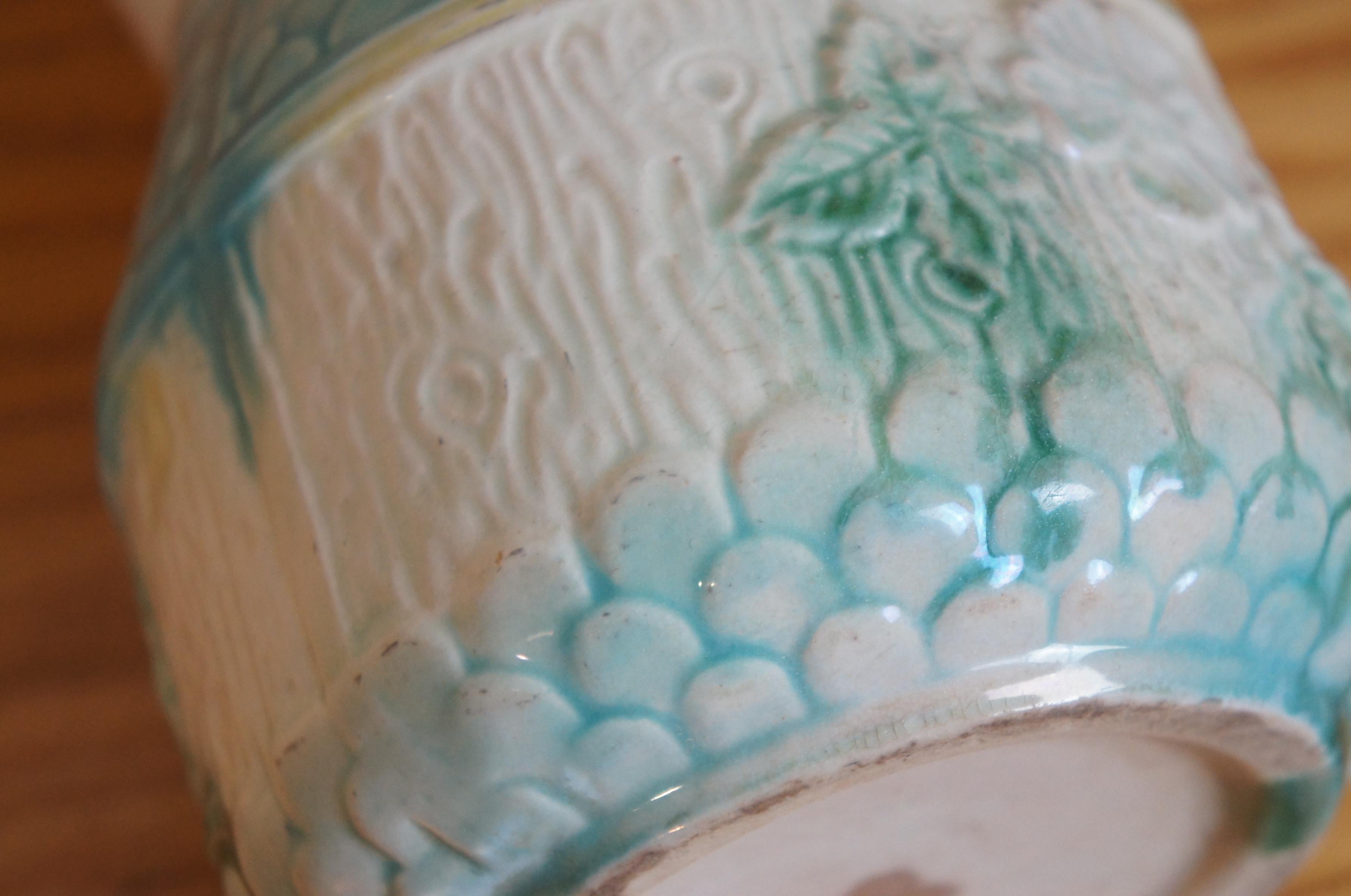 Antica maiolica da fattoria con fiori di rosa selvatica e venature di Wood Brocca da crema 7