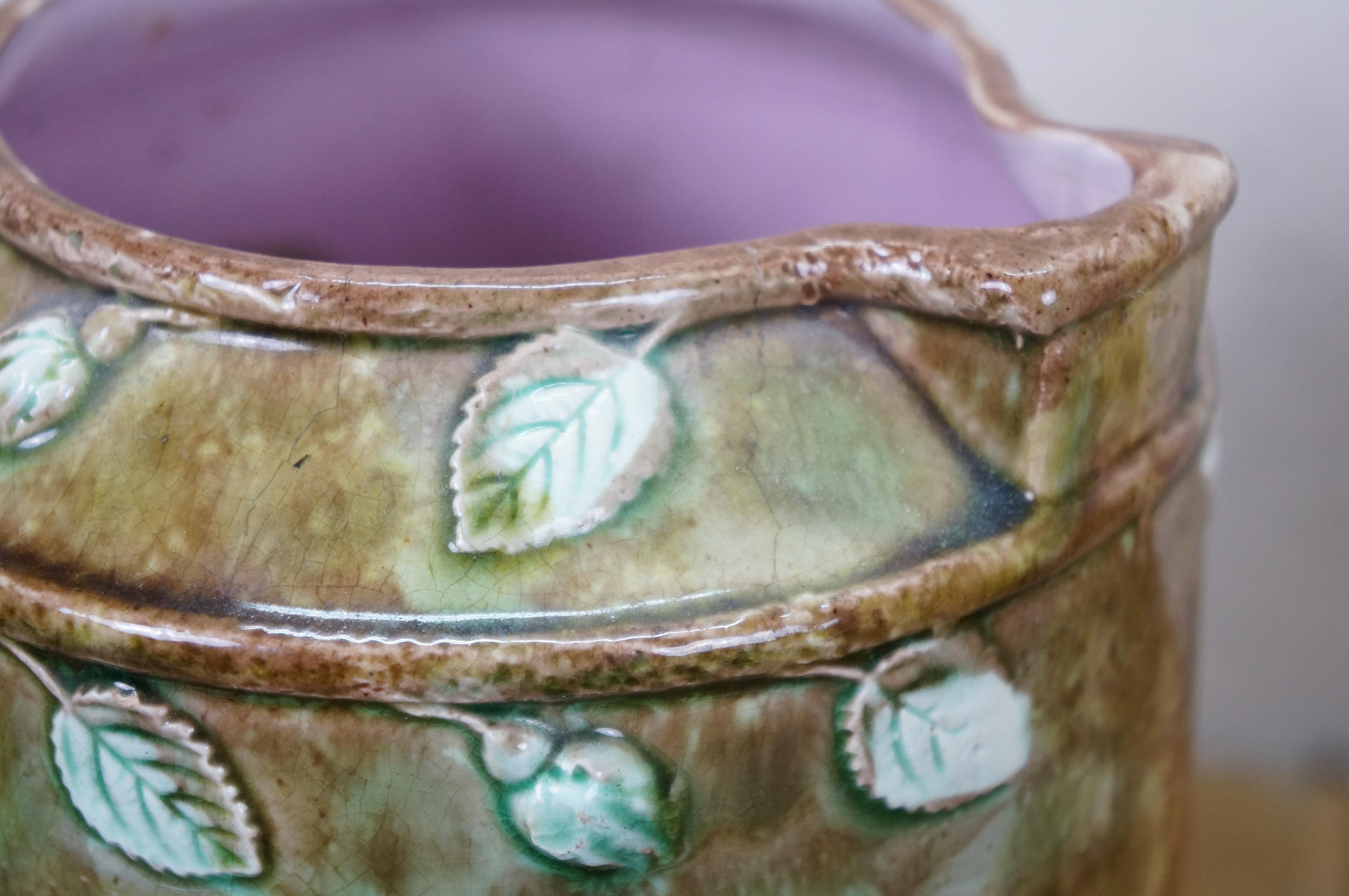 Antike Majolika Französisch Barbotine Hund Rose Blume Blüte Wasserkrug Krug 10