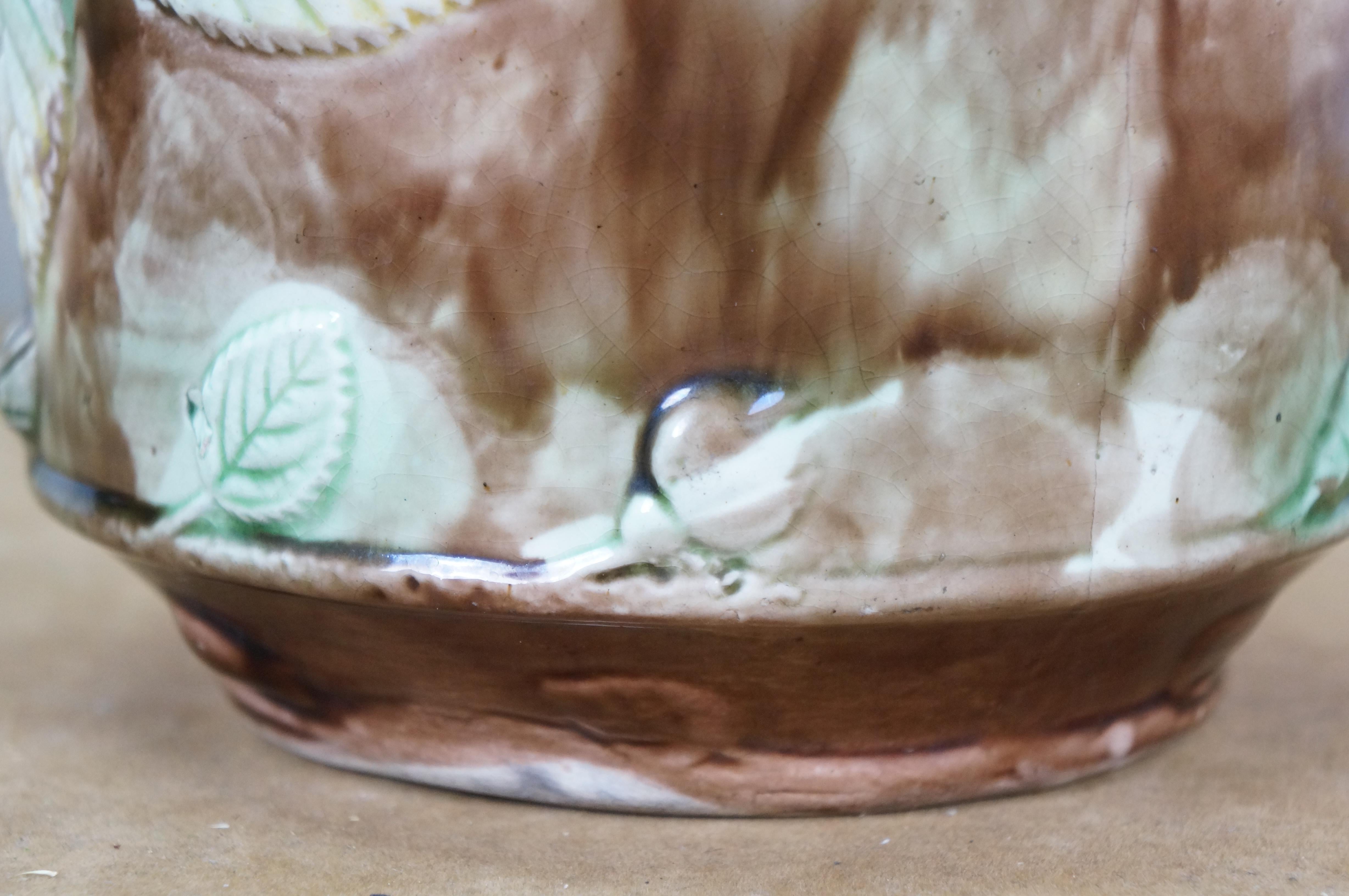 Antike Majolika Französisch Barbotine Hund Rose Blume Blüte Wasserkrug Krug 10