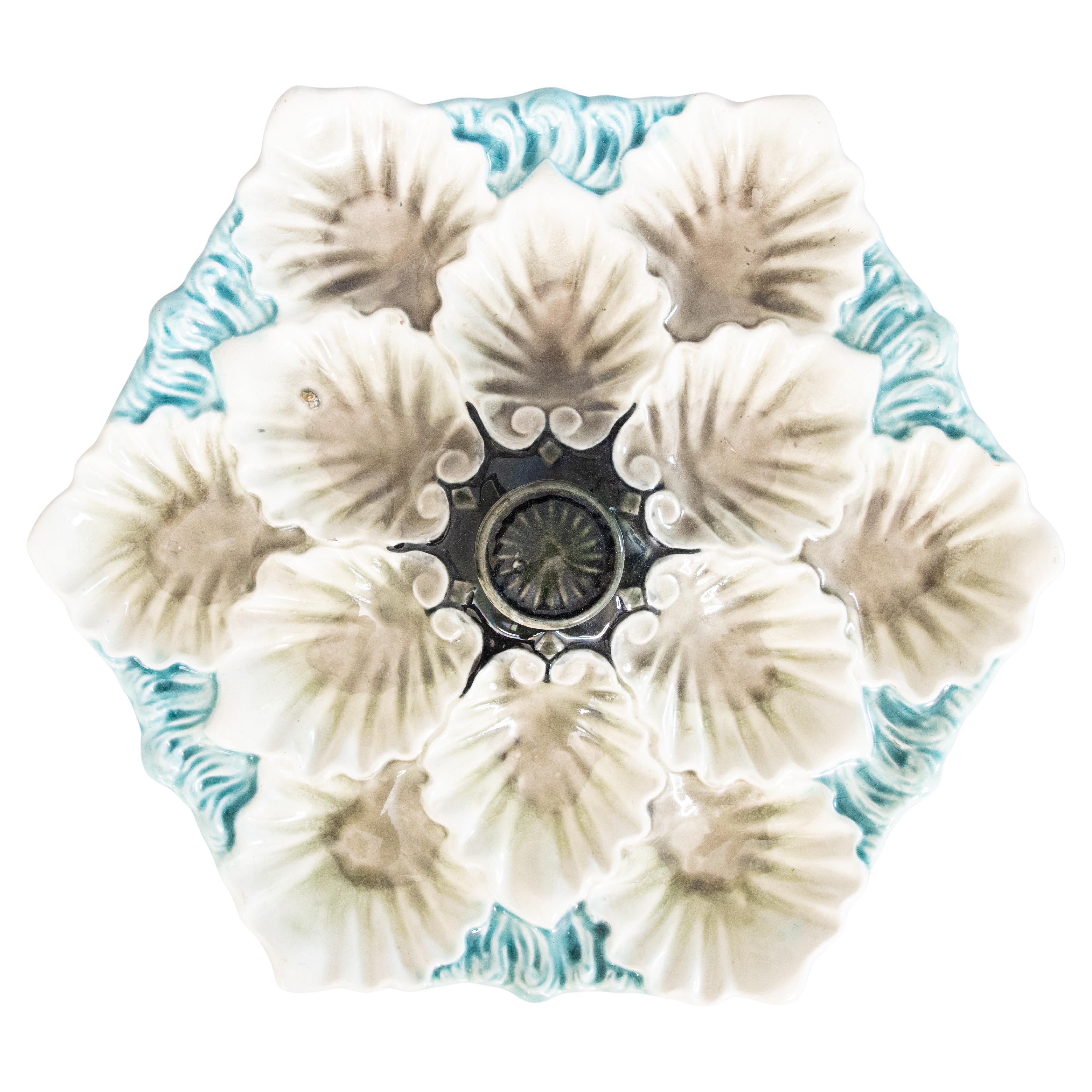 Antiguo Plato de Ostra con Asa de Orquídea Francesa, circa 1900