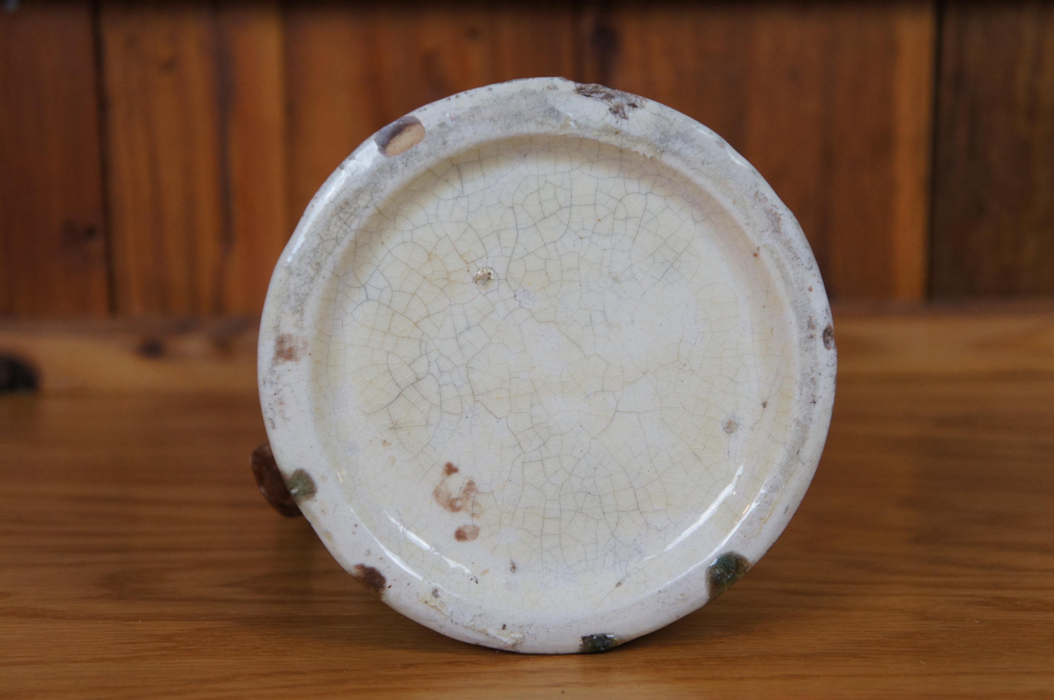 Antica brocca in maiolica con foglie di Oak e corteccia di noce di ghianda, brocca di crema da 8