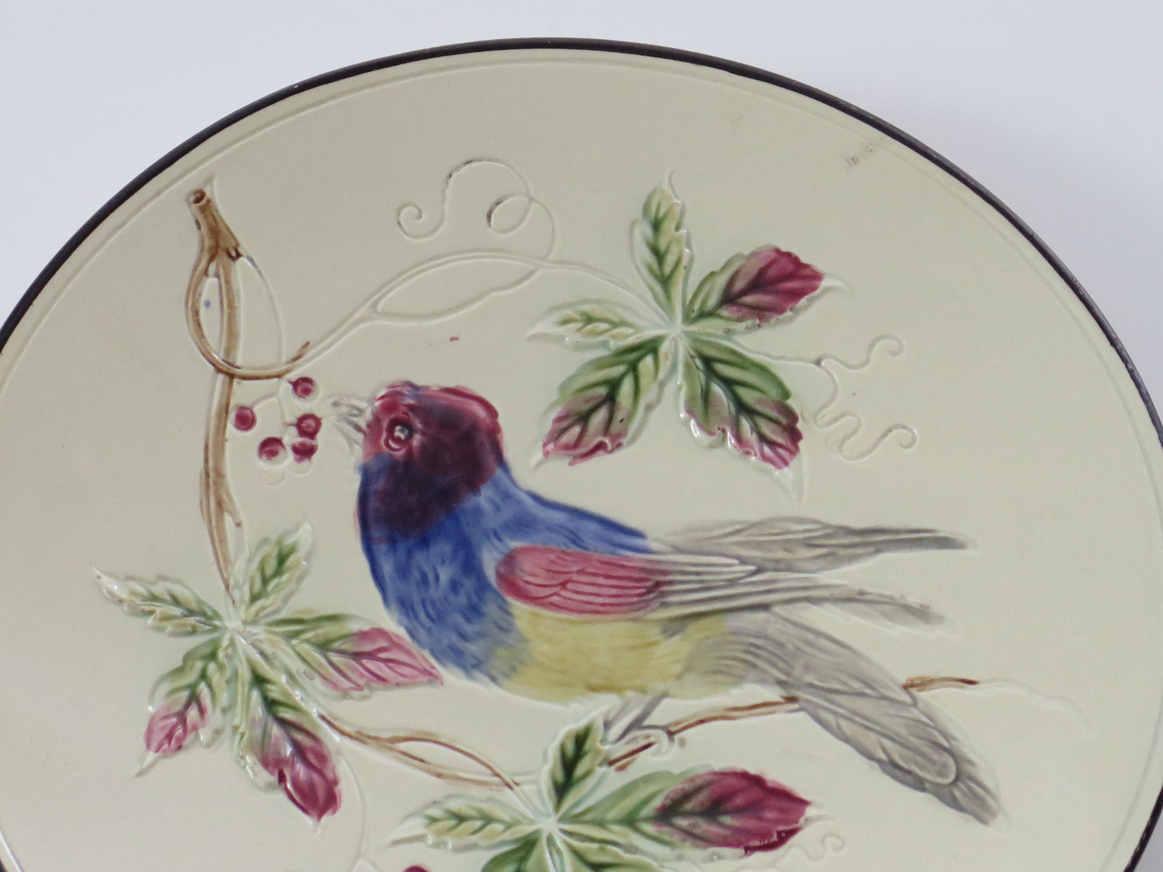 Antique Majolica Plate with Bird, French Early 19th C For Sale 1