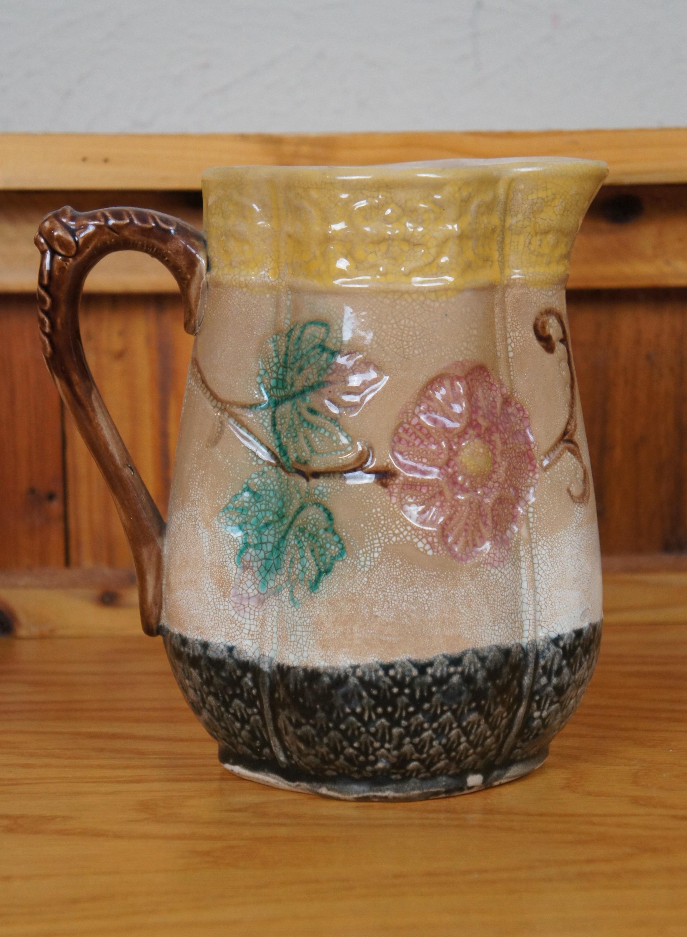 Antiker Majolika Quatrefoil Hundeholz Kirschbaum Cremefarbener Milchkännchenkrug Jug 8