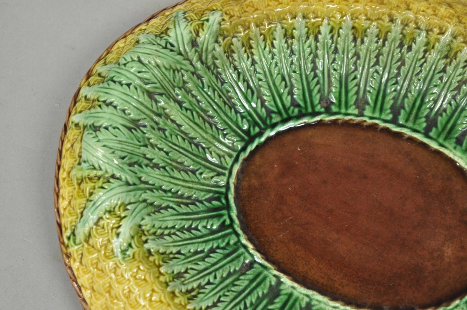 Inconnu Ancienne Majolique Blé Ananas Céramique Glacée Assiette Plat à Pain Plat en vente