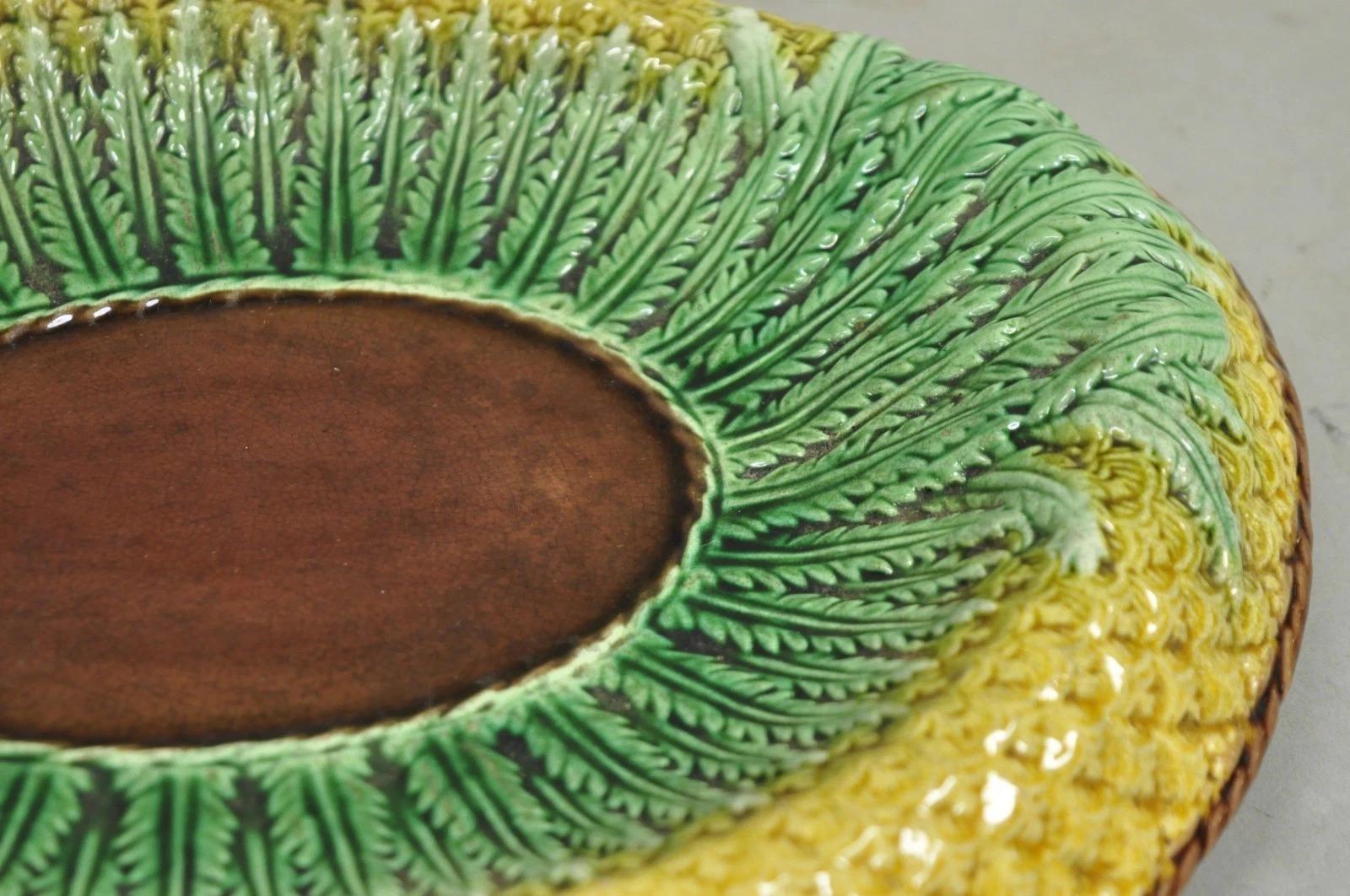 XIXe siècle Ancienne Majolique Blé Ananas Céramique Glacée Assiette Plat à Pain Plat en vente