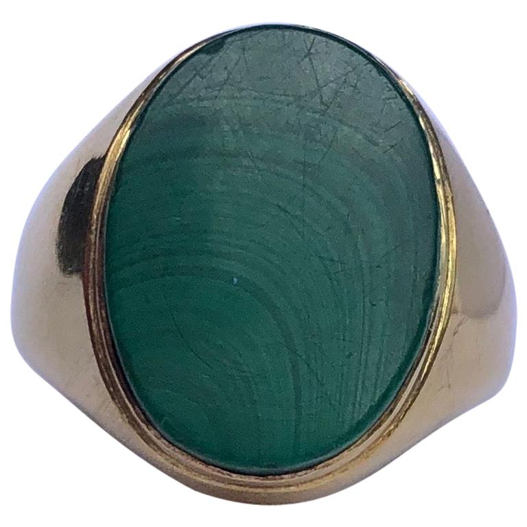 Antique Malachite and 18 Carat Gold Signet Ring For Sale