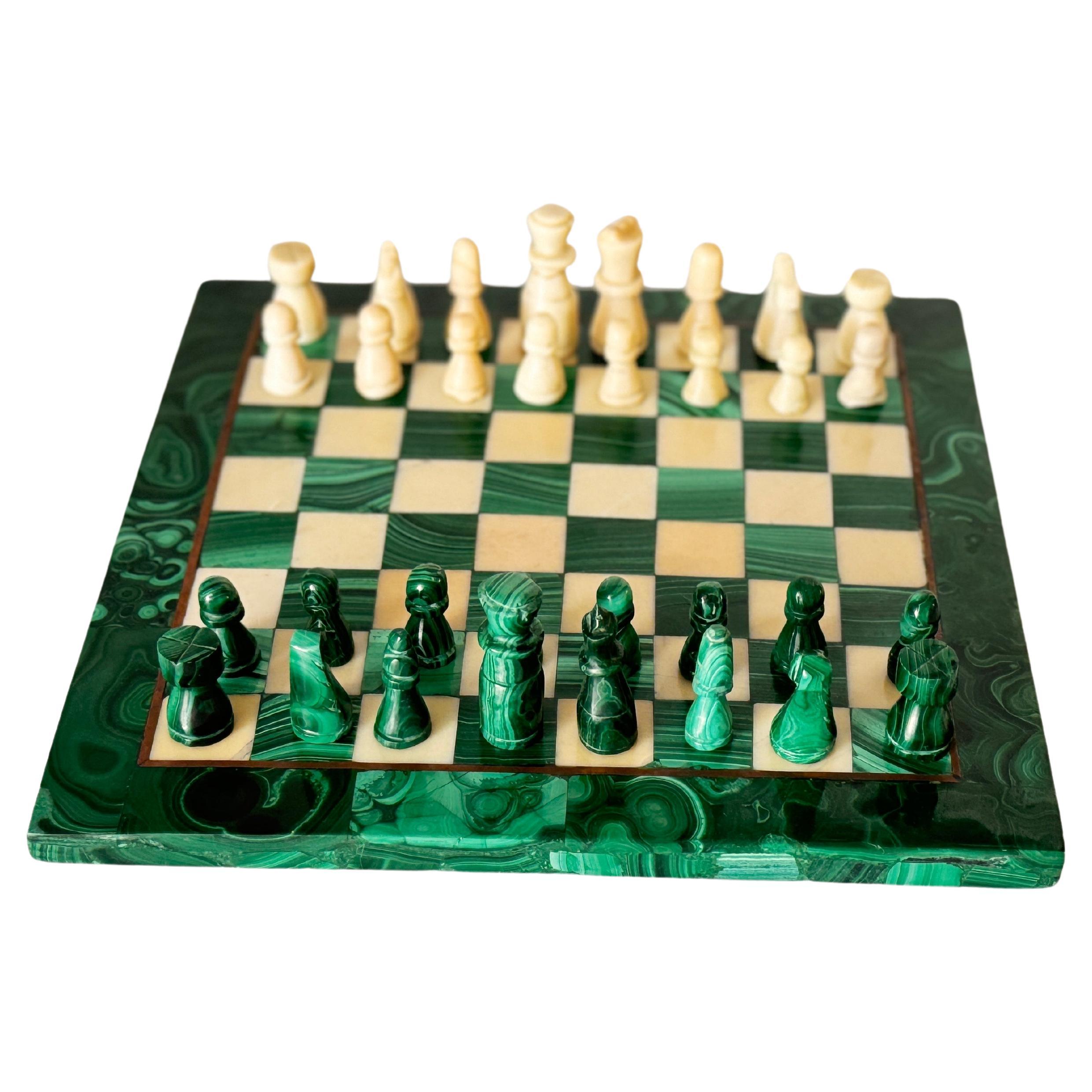 Antique Malachite & Carrara Marble Chess Board Early 20th Century In Good Condition In Auribeau sur Siagne, FR