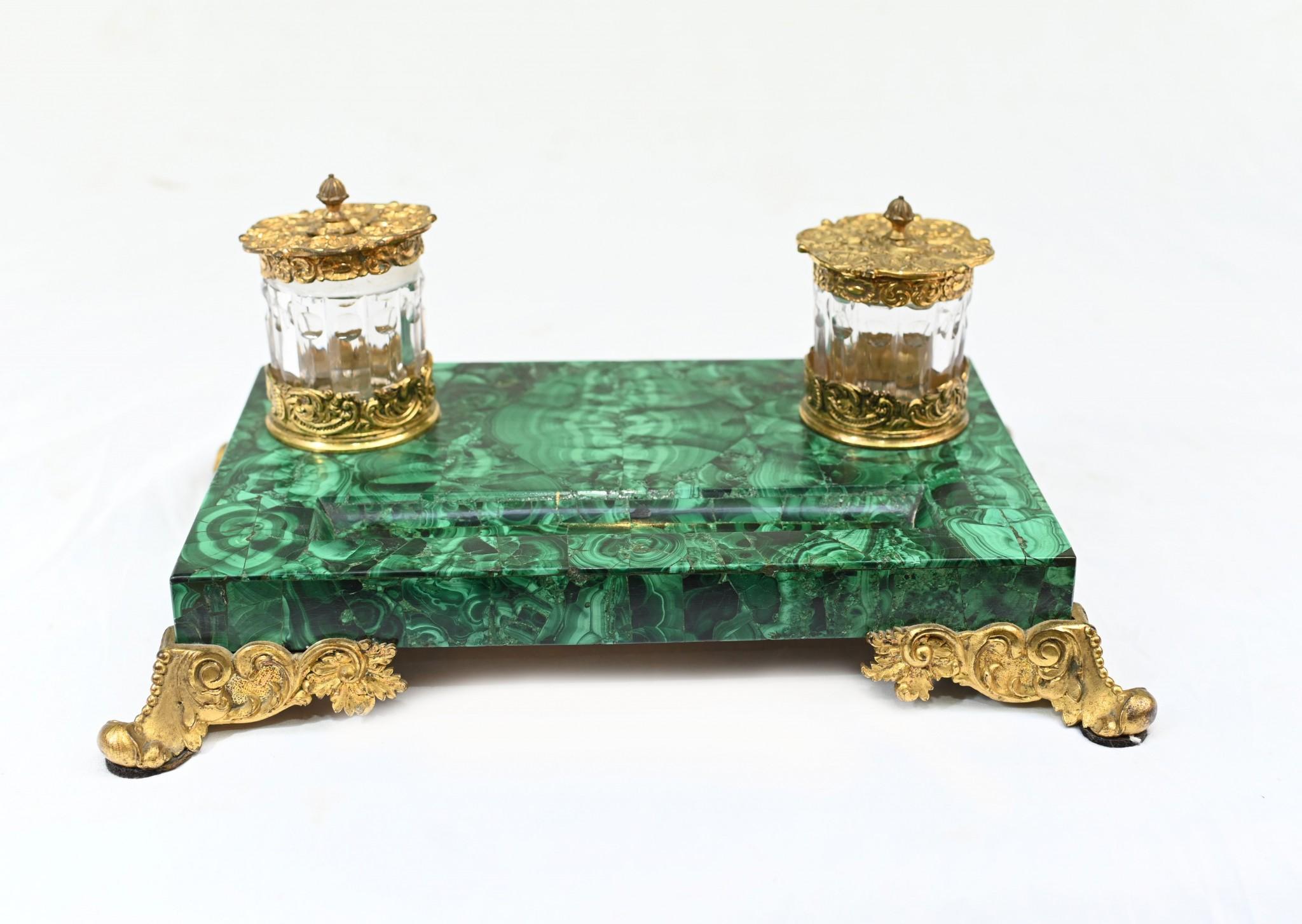 Antikes Malachit-Tintenfass-Schreibtisch-Set aus französischem Tintenfass (Glas) im Angebot