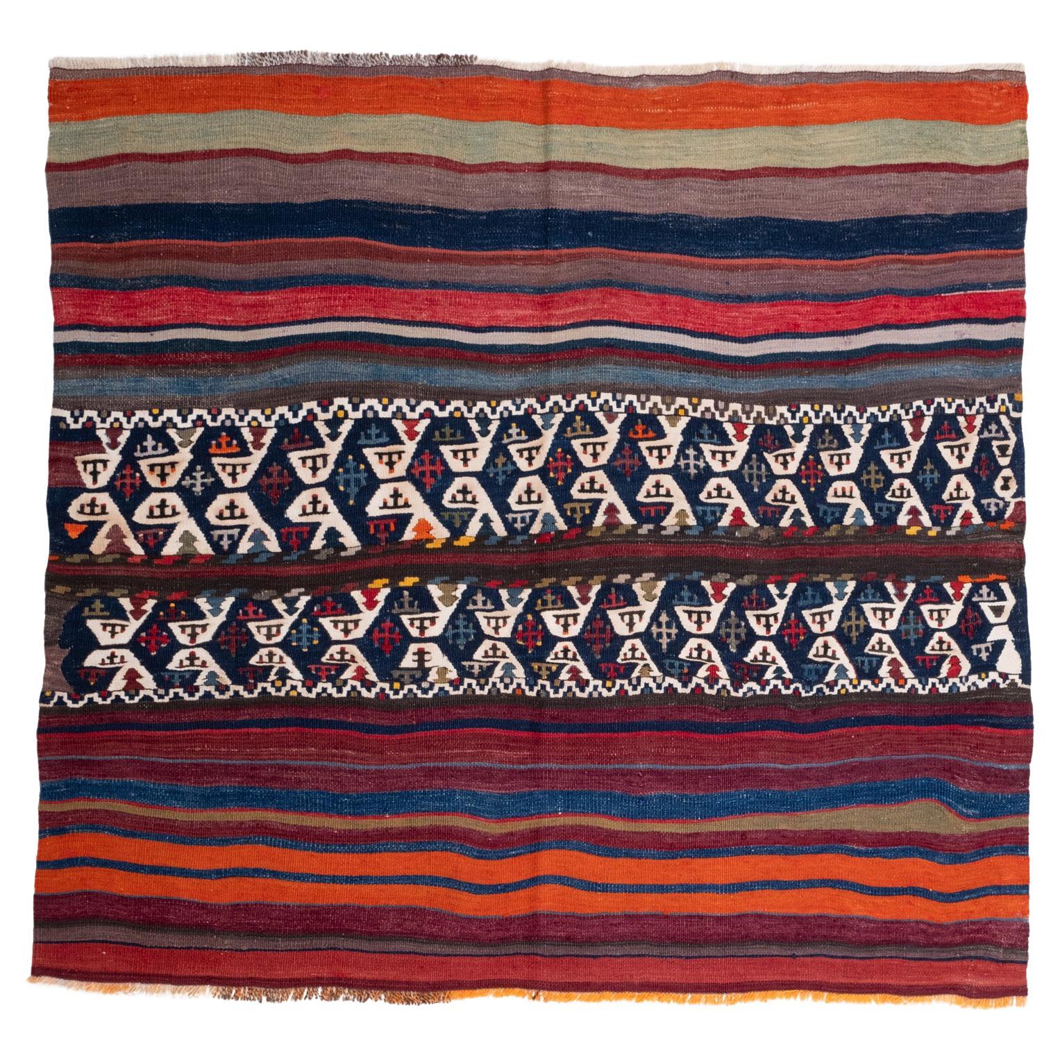 Antique tapis Kilim Malatya, laine Chuval Mat Anatolian Turkish Carpet en vente