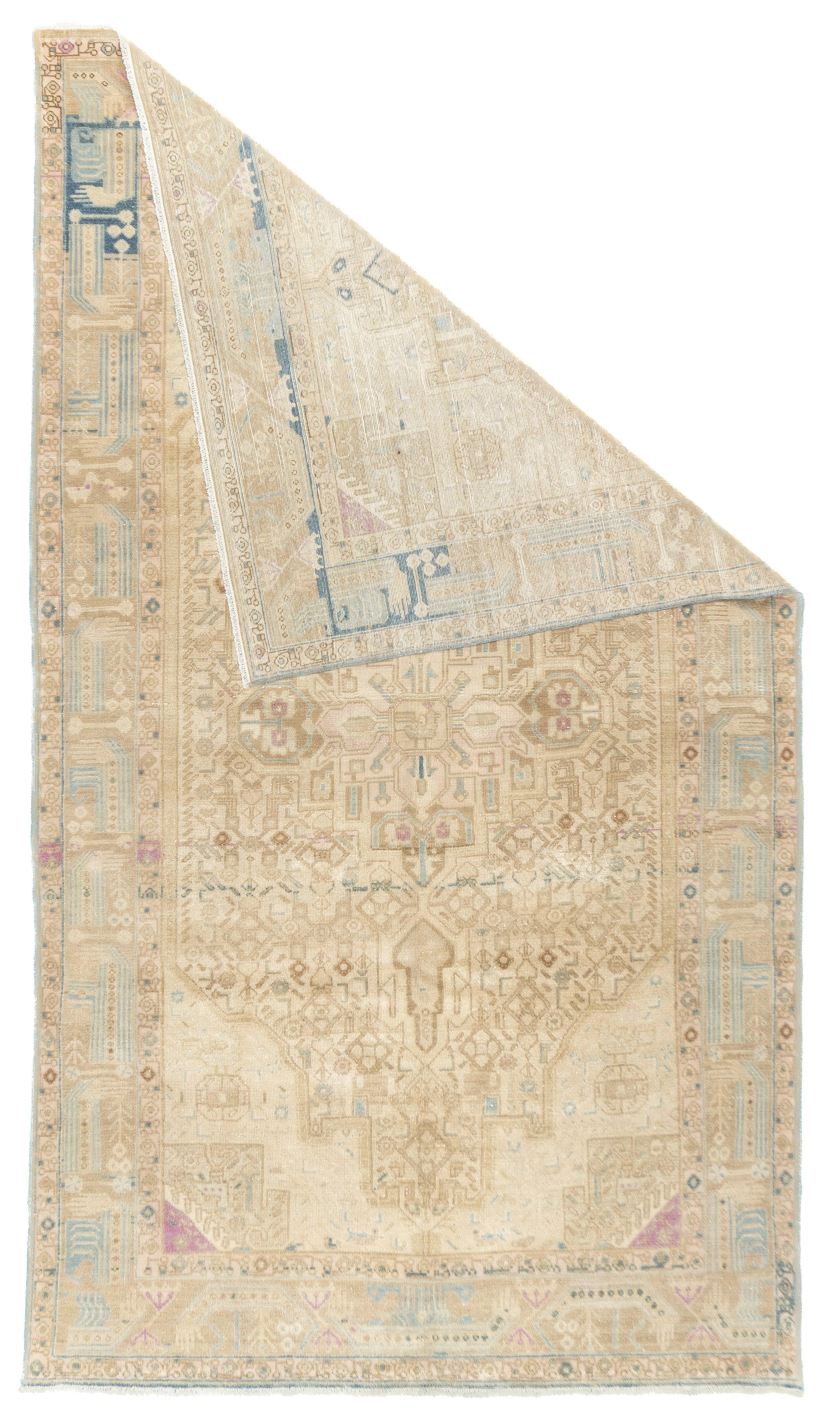 Antique Malayer 5'0