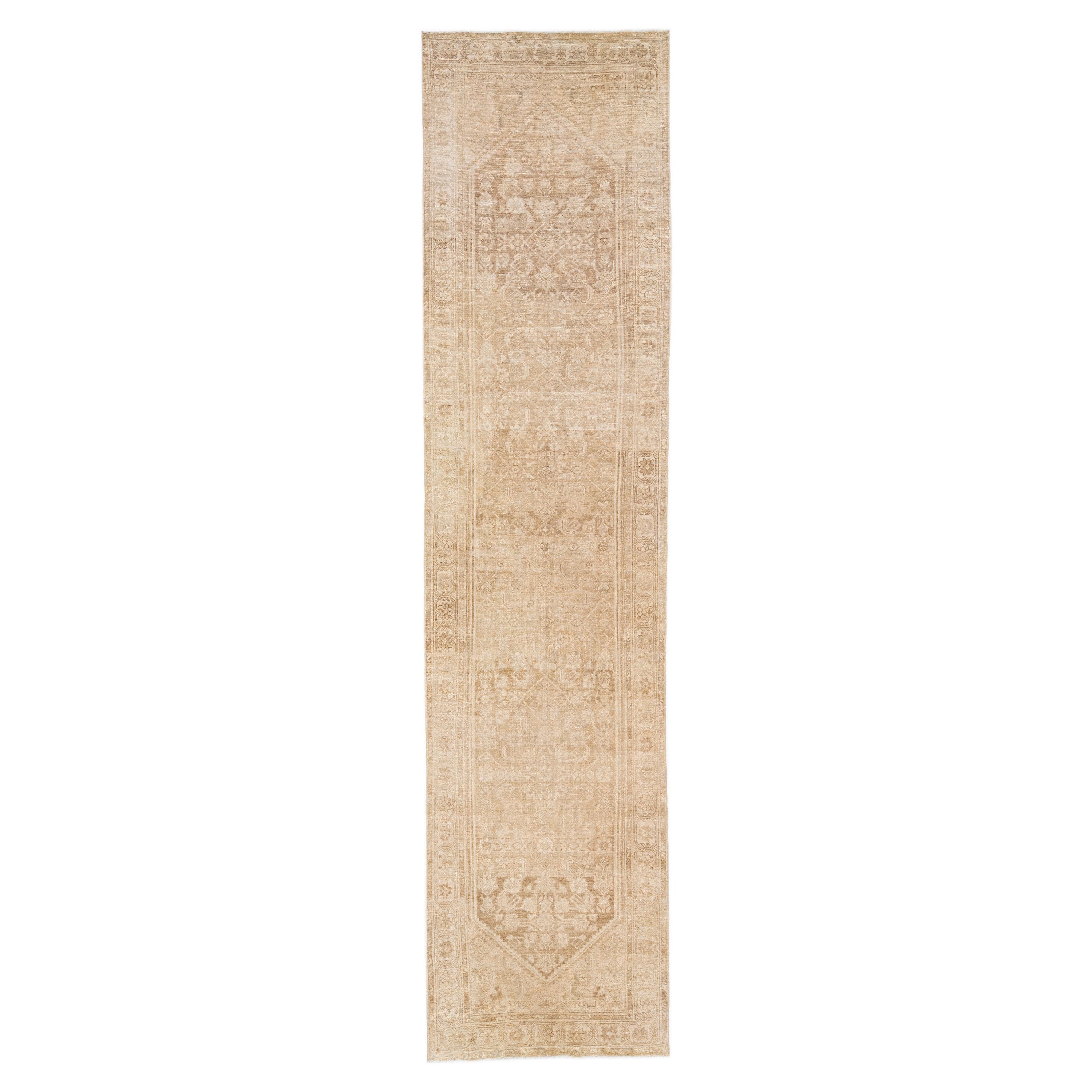 Antiker handgefertigter Vintage-Läufer aus geblümter Wolle in Malayer Beige mit Blumenmuster