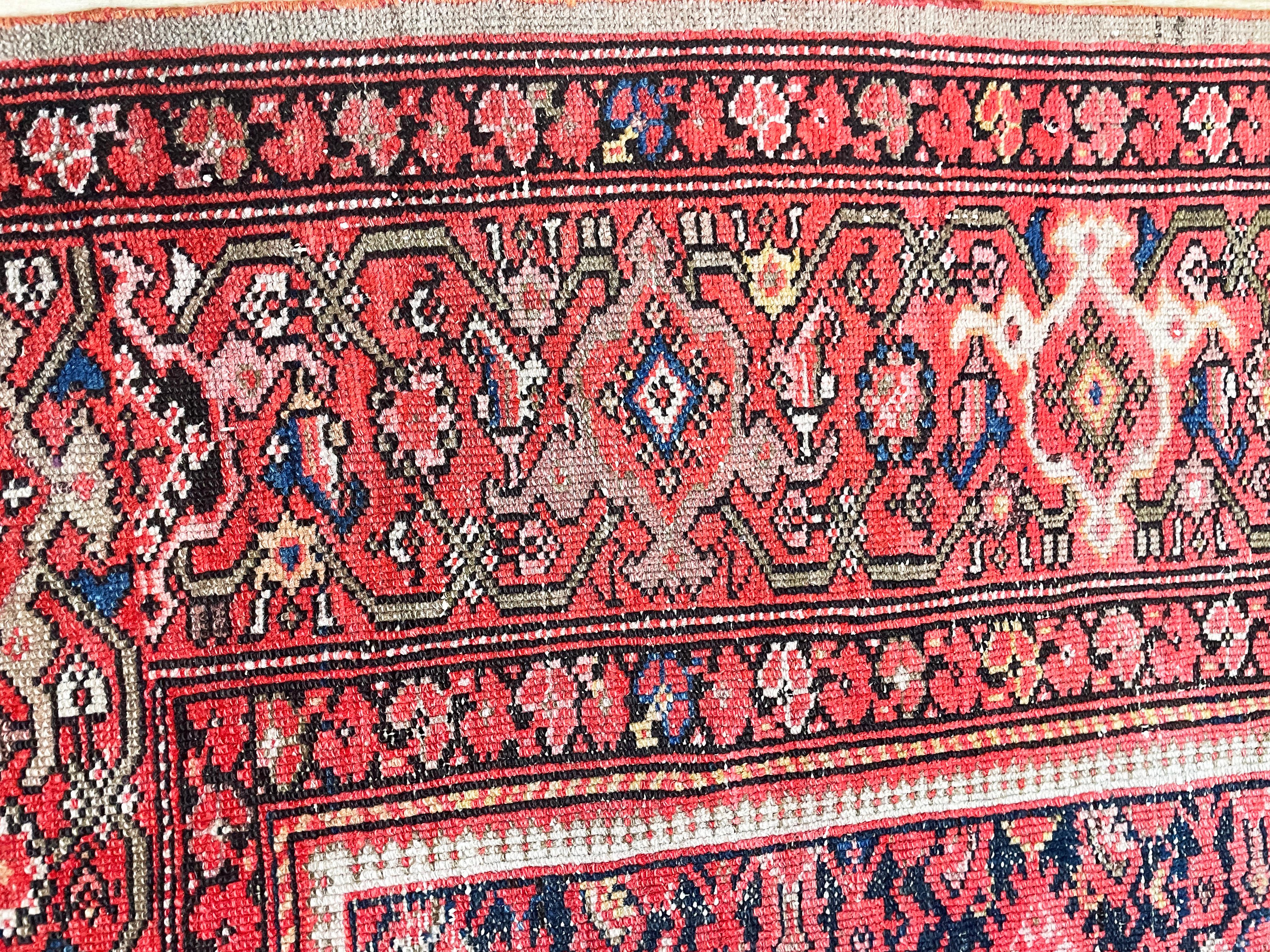 Antiker Malayer-Teppich im Angebot 2