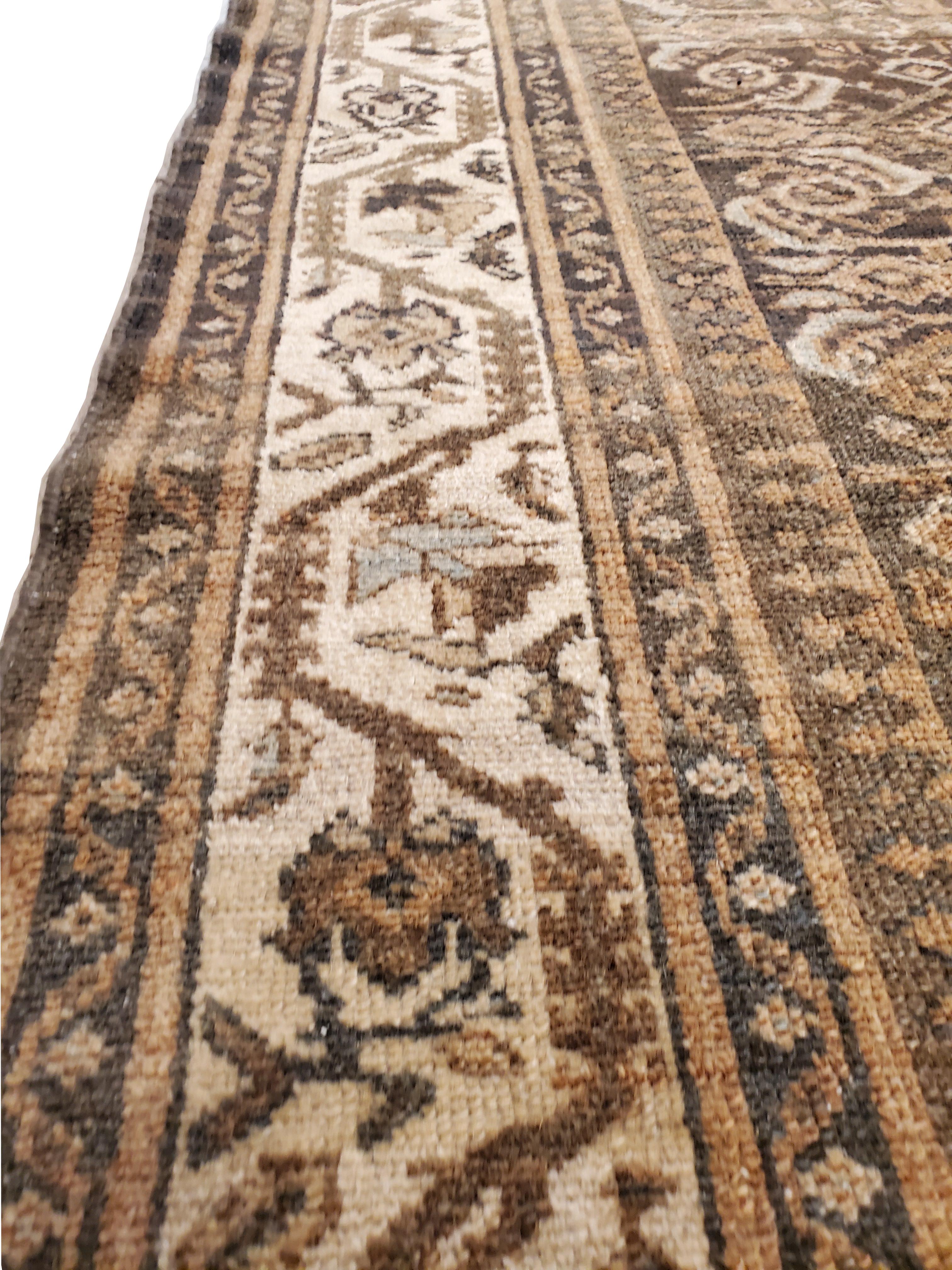 Antique Malayer Carpet, Handmade Oriental Rug, Green, Gray, Taupe, Fine Allover In Good Condition For Sale In Port Washington, NY