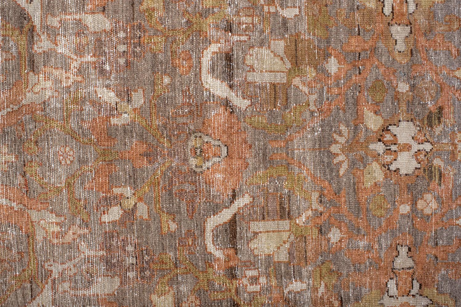 Noué à la main Tapis Malayer ancien avec un motif de feuilles sur toute la surface en vente