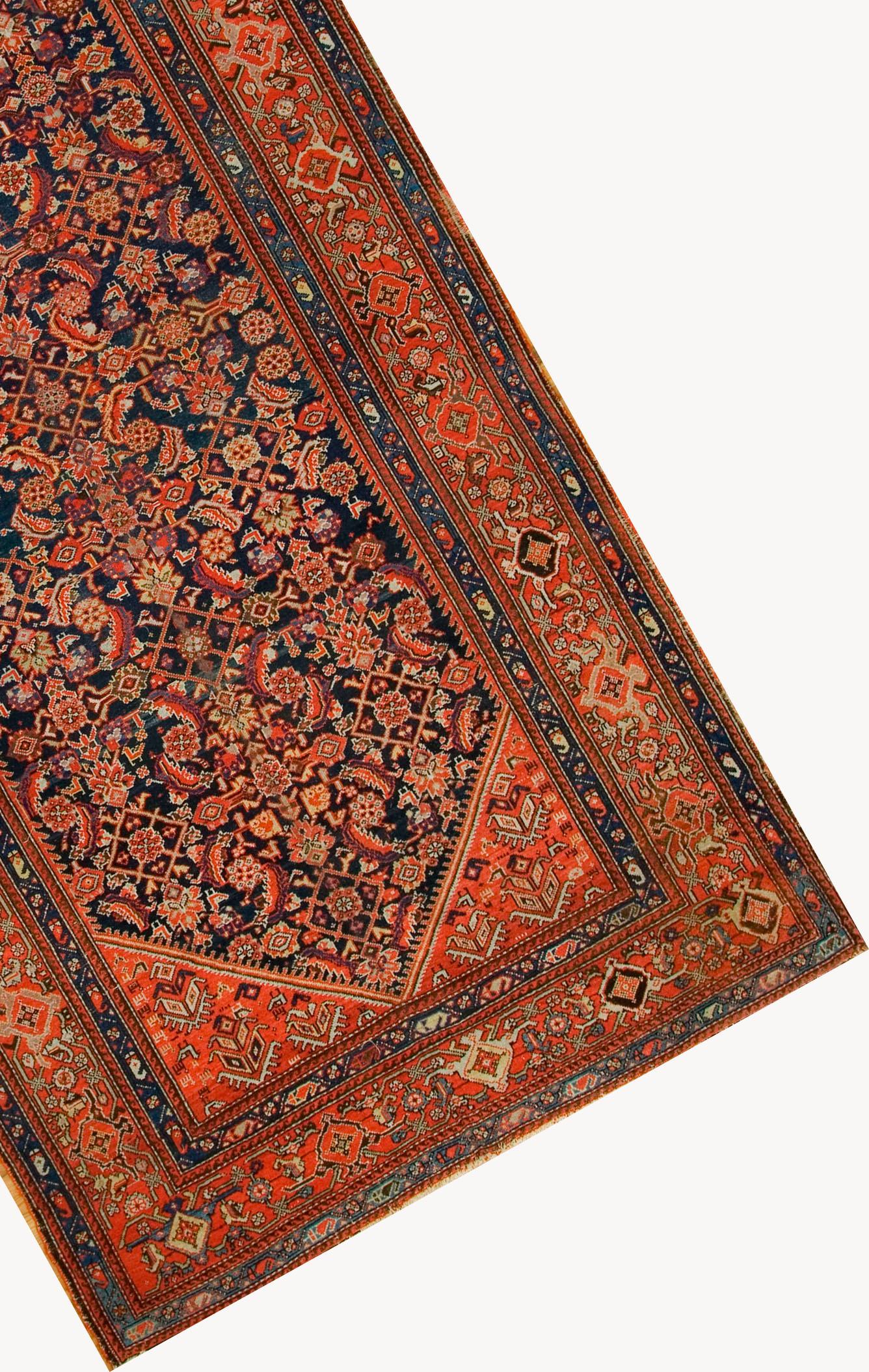 Antique Malayer Gallery-Size Rug Runner, circa 1900  6' x 12'10 In Good Condition For Sale In New York, NY