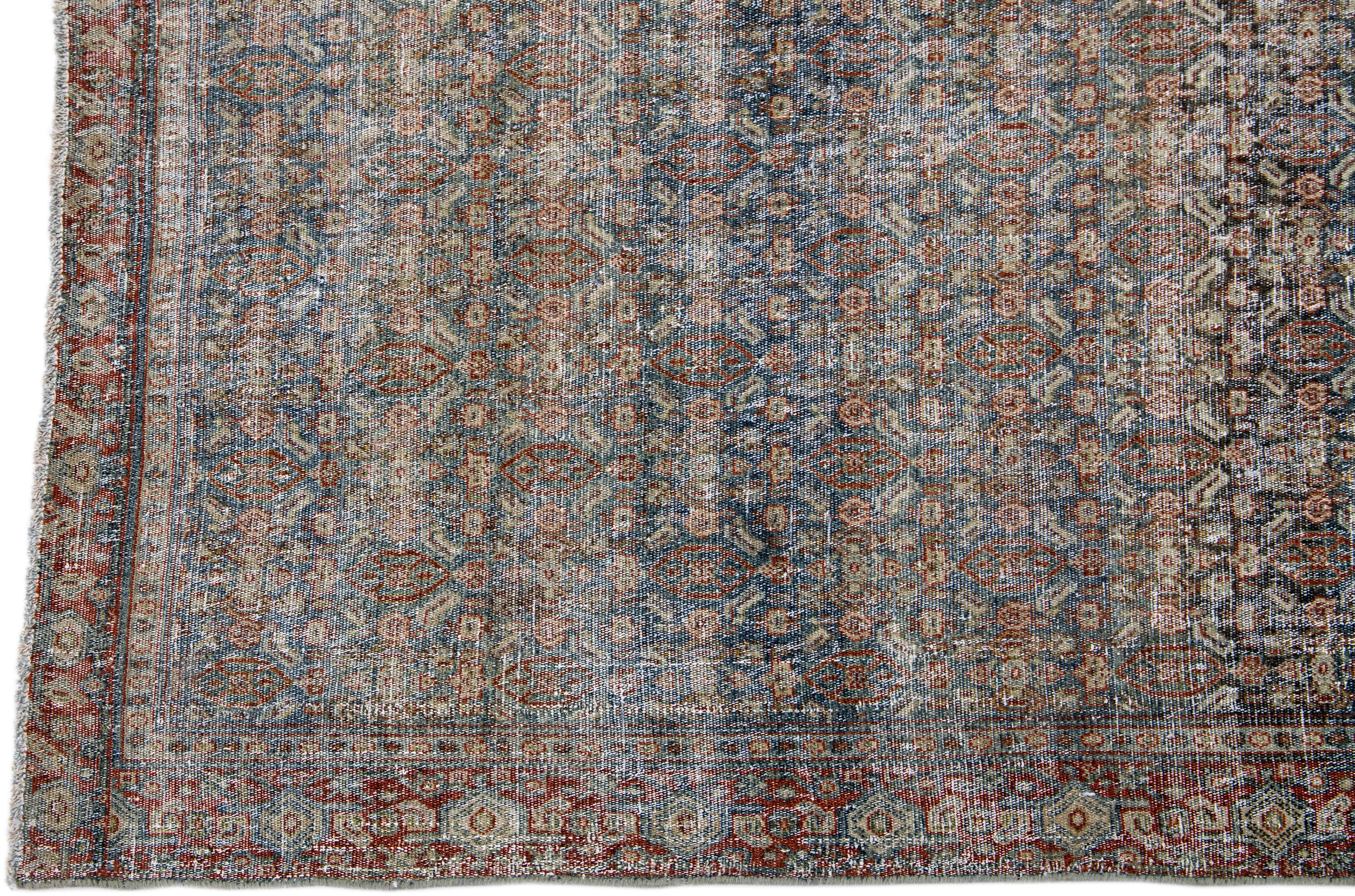 Perse Tapis de couloir Malayer ancien en laine bleue à motifs floraux, fait à la main en vente