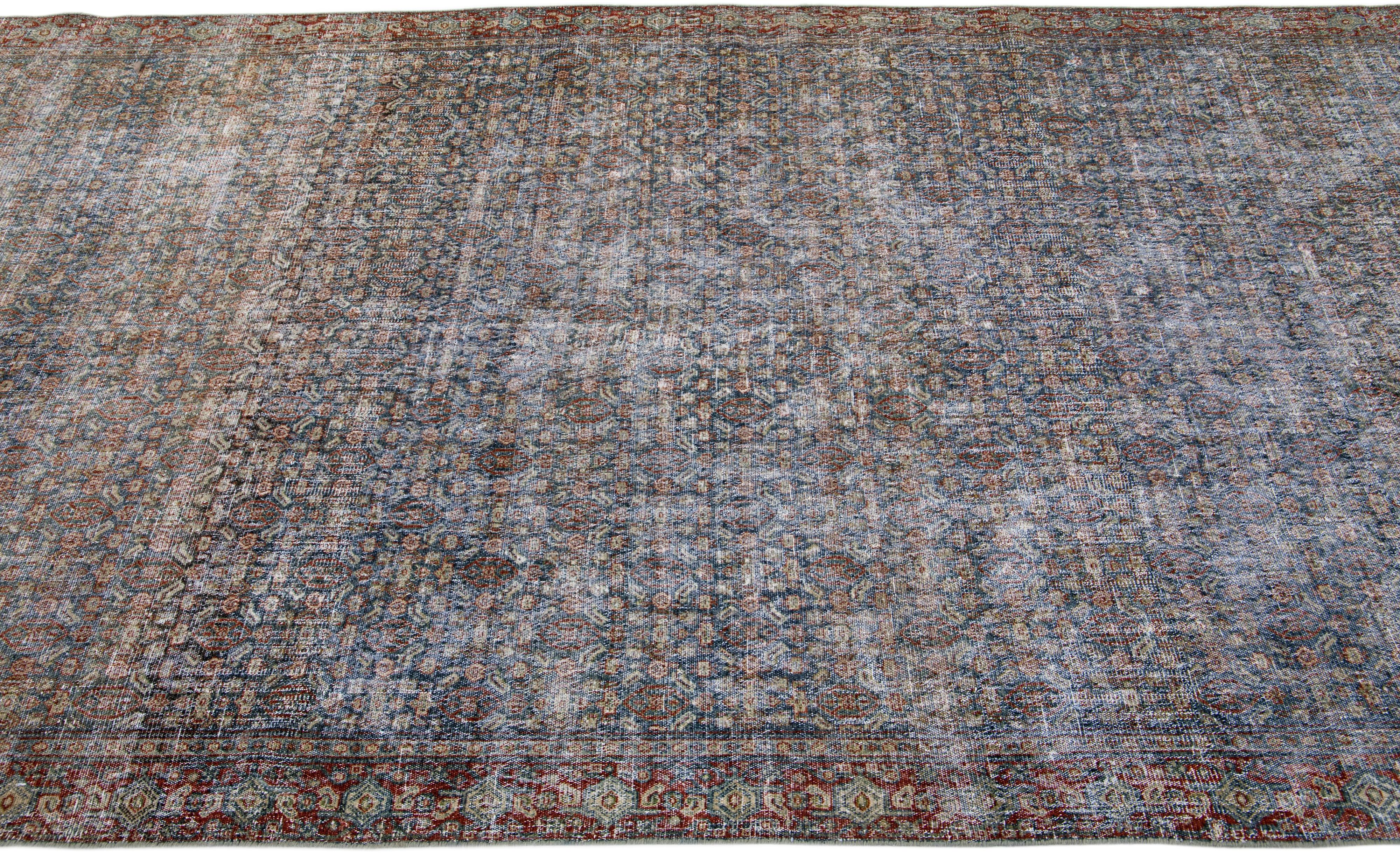 Noué à la main Tapis de couloir Malayer ancien en laine bleue à motifs floraux, fait à la main en vente