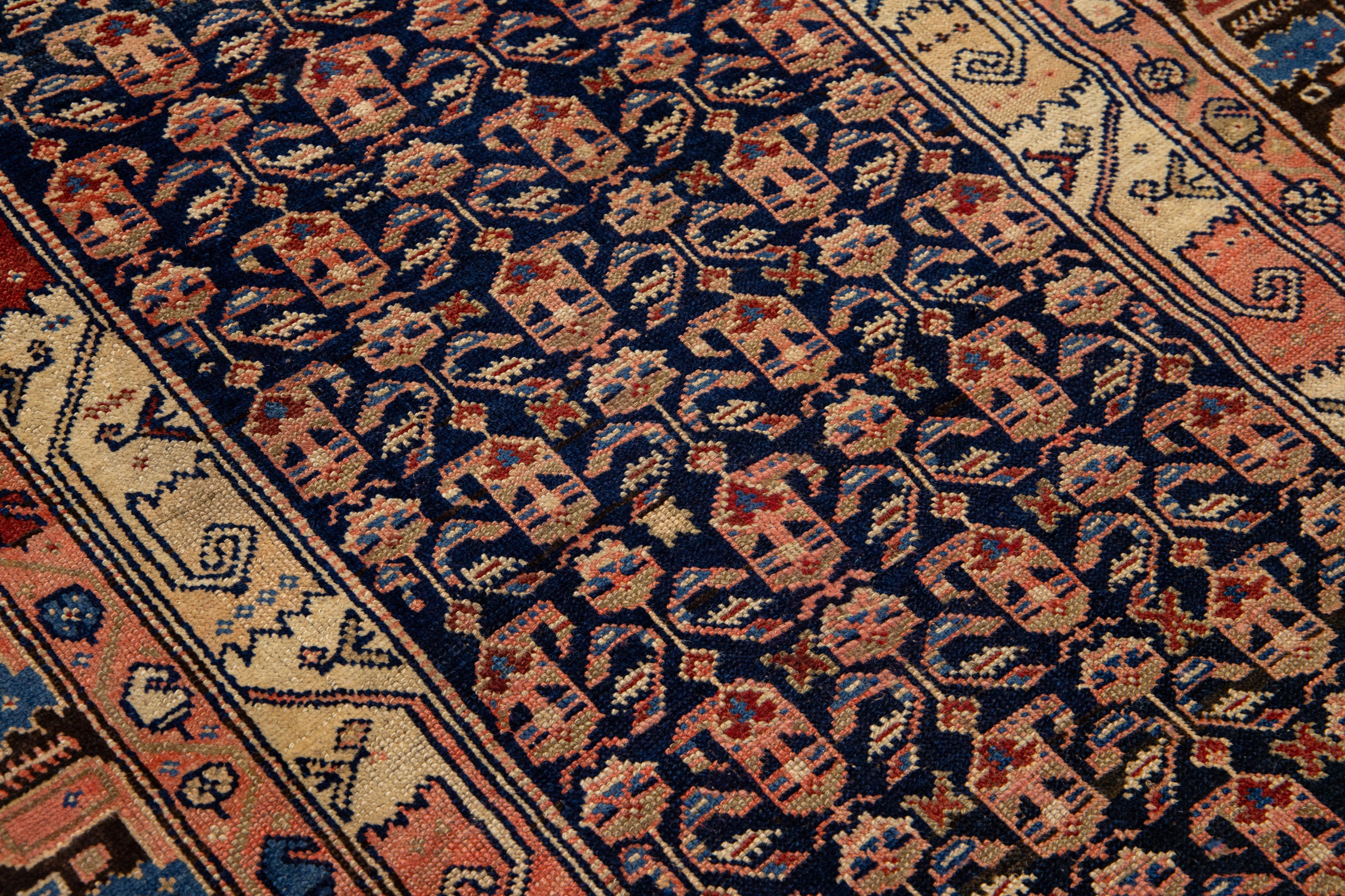 Perse Tapis de couloir Malayer persan bleu ancien avec motif Boteh en vente