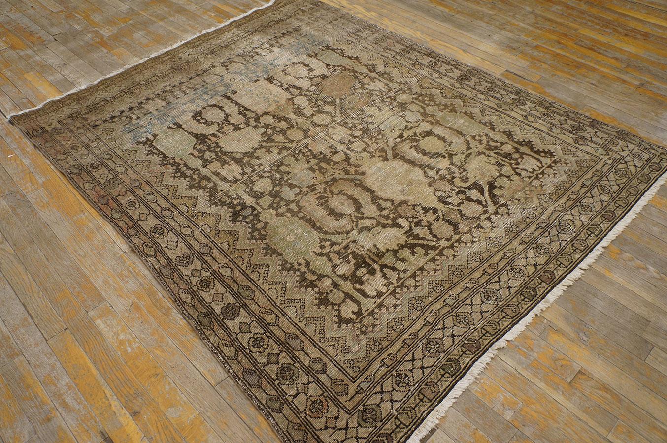 Hand-Knotted Early 20th Century Persian Malayer Carpet ( 5'1